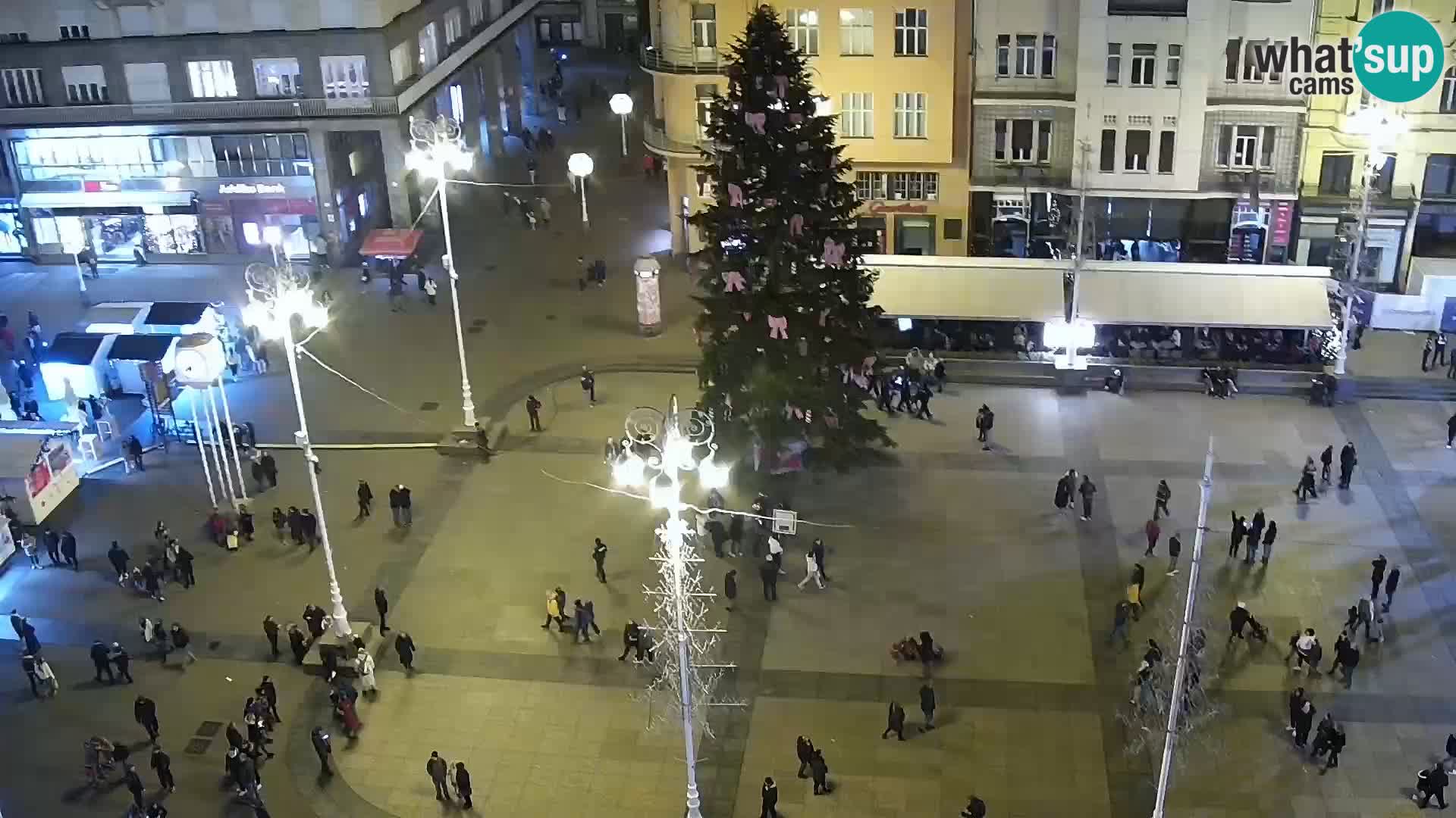 Kamera v živo Zagreb – Trg Bana Jelačića