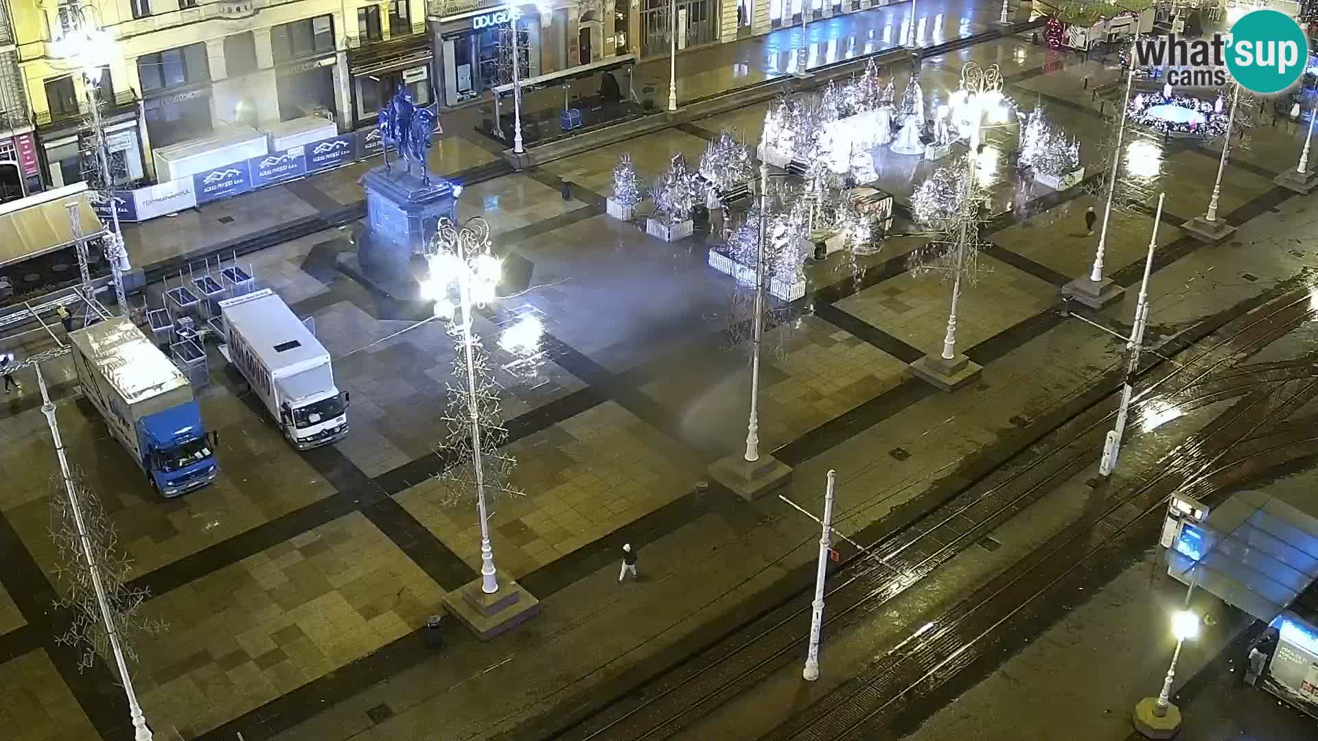 Zagreb – Bana Jelačića square panorama