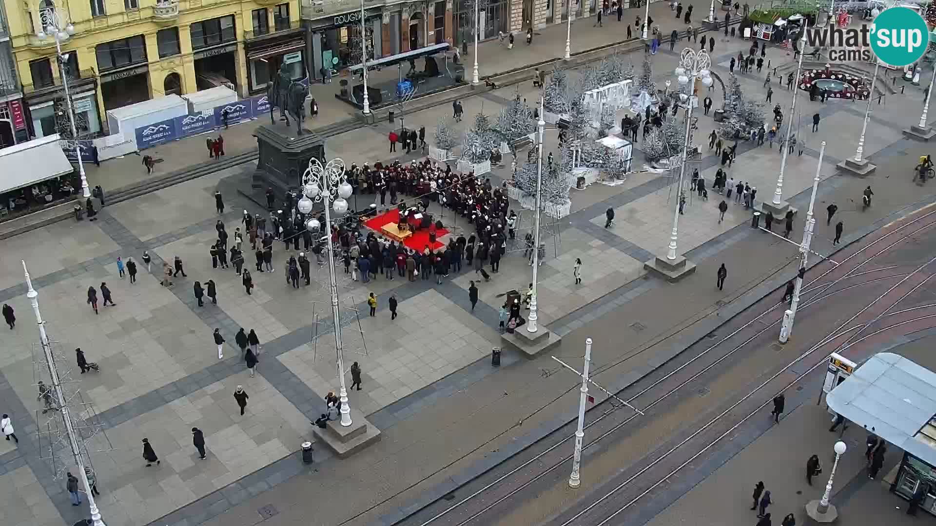 Zagreb – Bana Jelačića square panorama