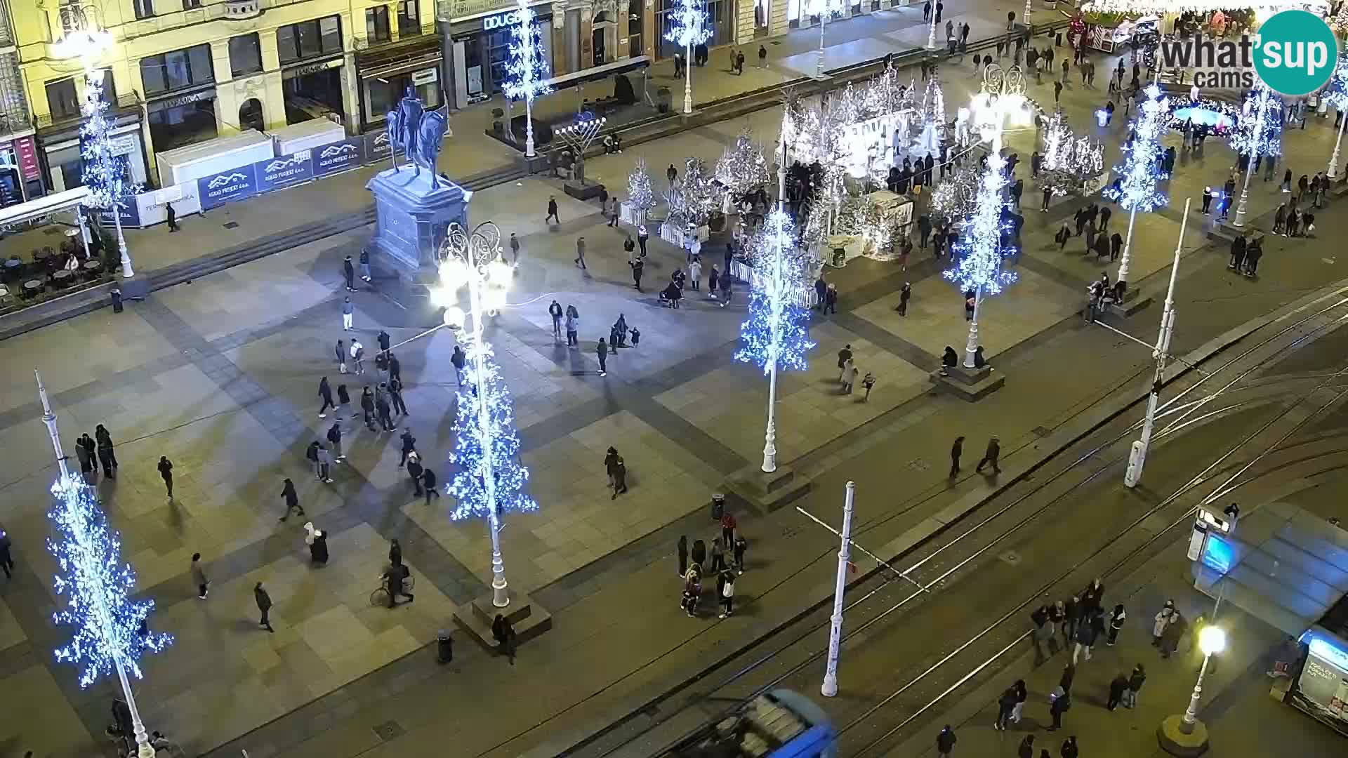 Ban Jelačić Platz  Live webcam Zagreb – Hotel Dubrovnik