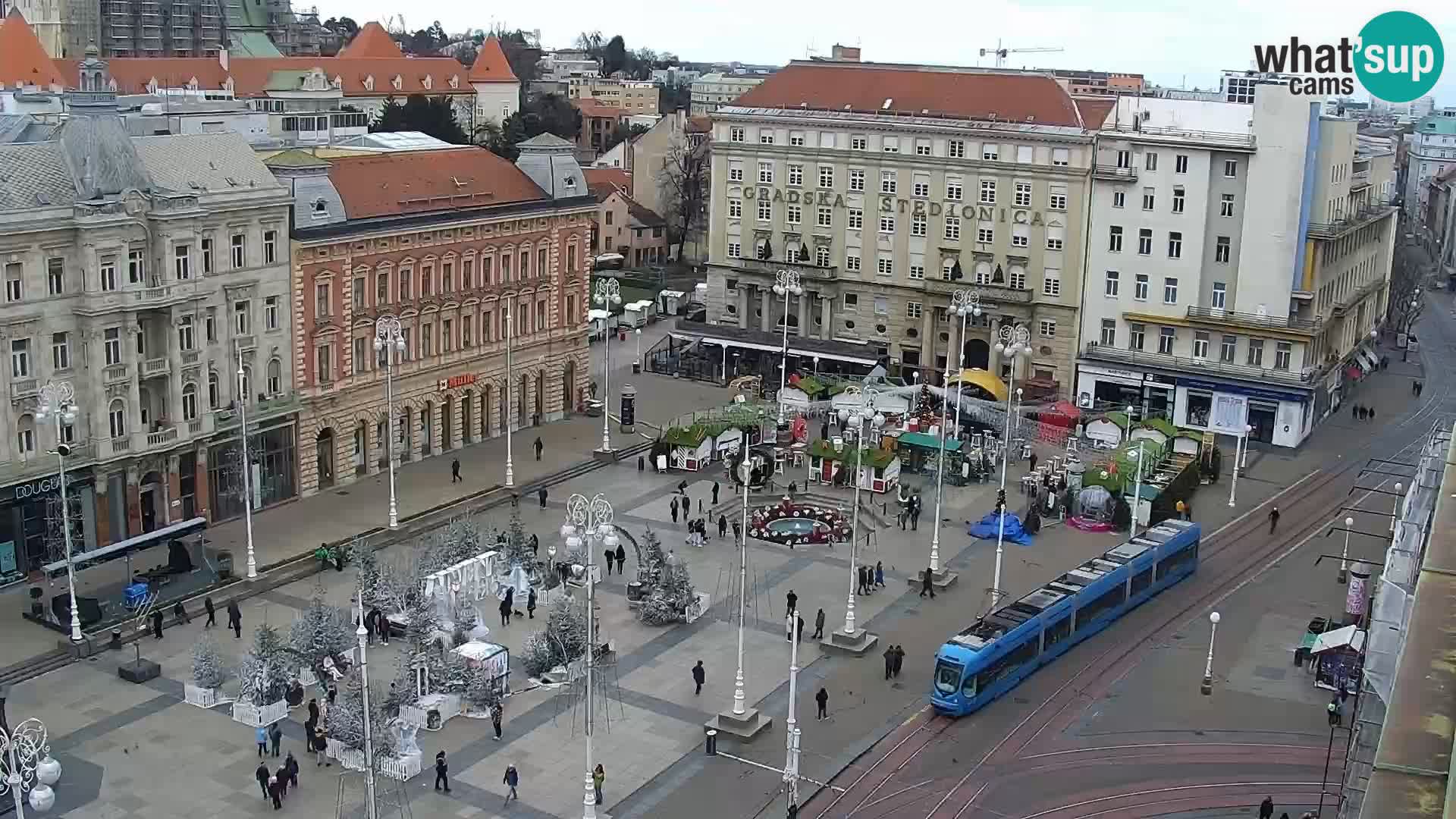 Trg Bana Jelačića v živo Zagreb – Hotel Dubrovnik