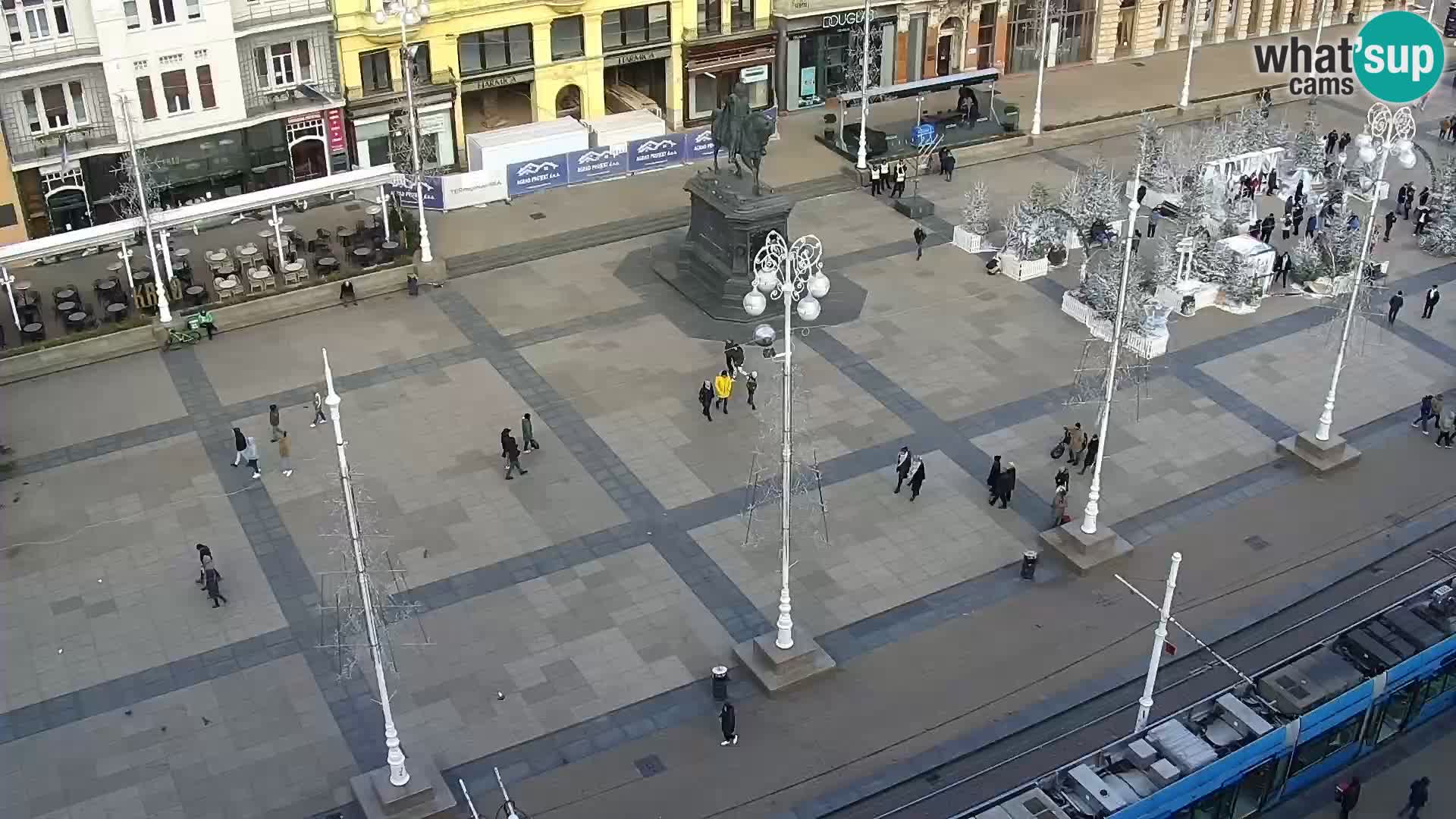 Zagreb – Bana Jelačića square panorama