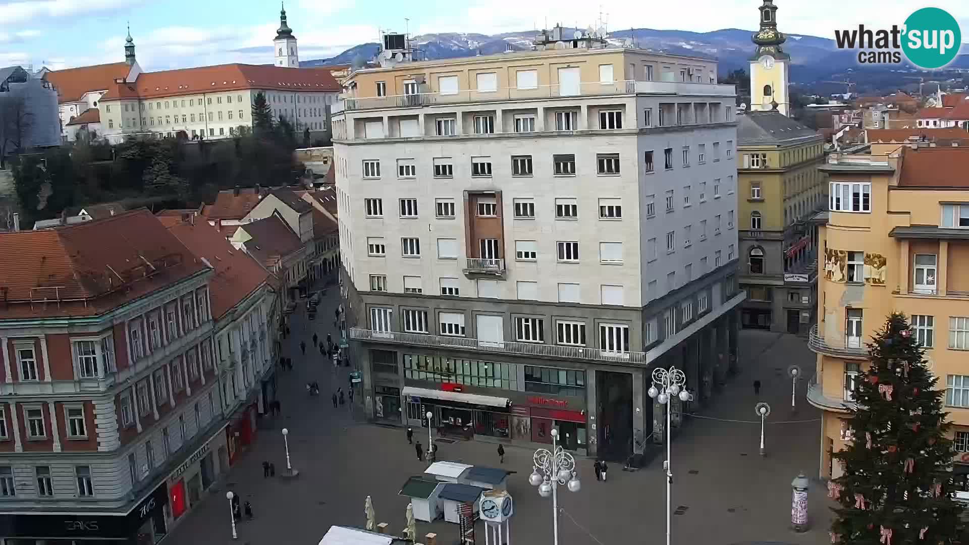 Trg Bana Jelačića web kamera Zagreb – Hotel Dubrovnik