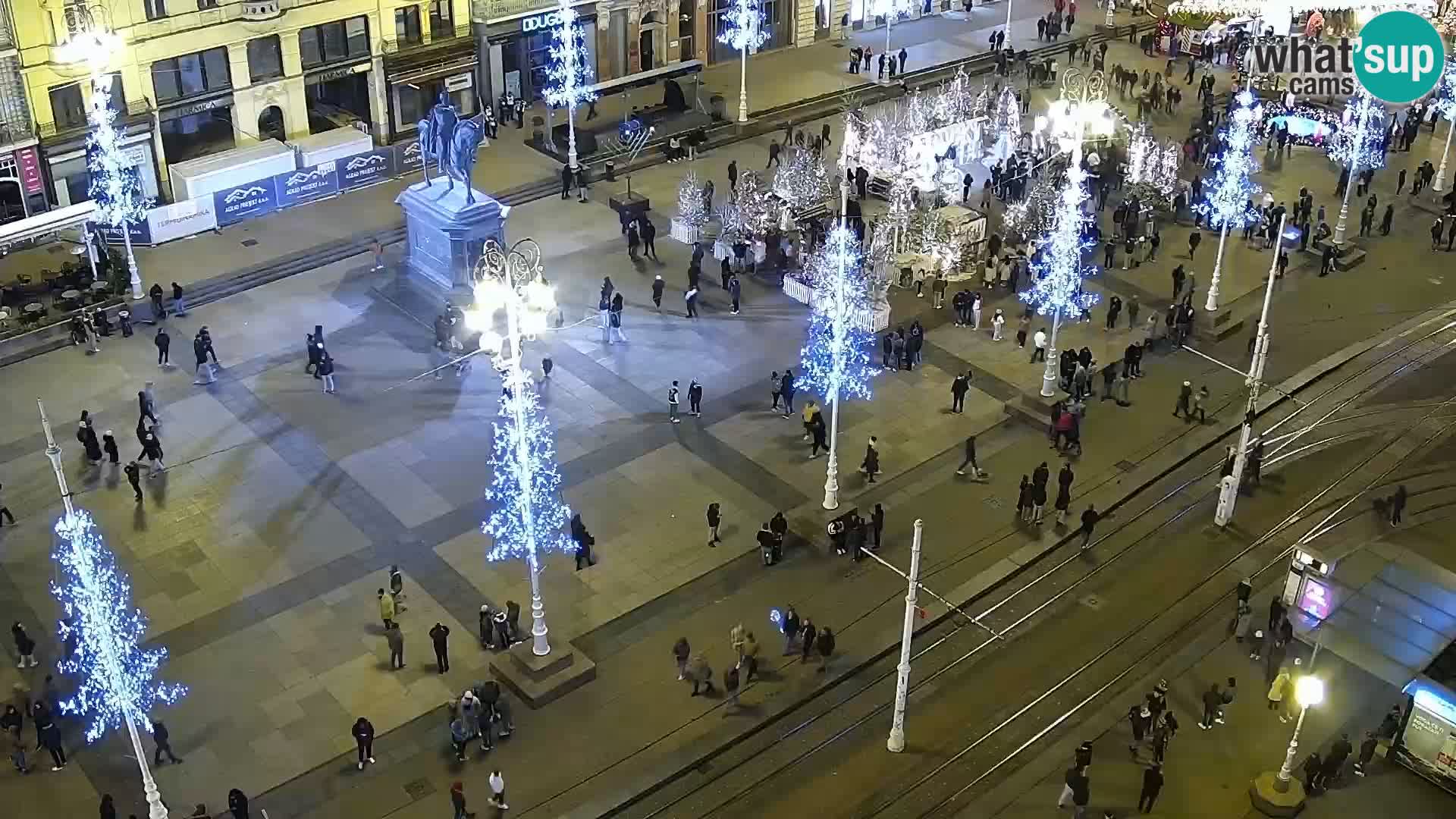 Trg Bana Jelačića v živo Zagreb – Hotel Dubrovnik