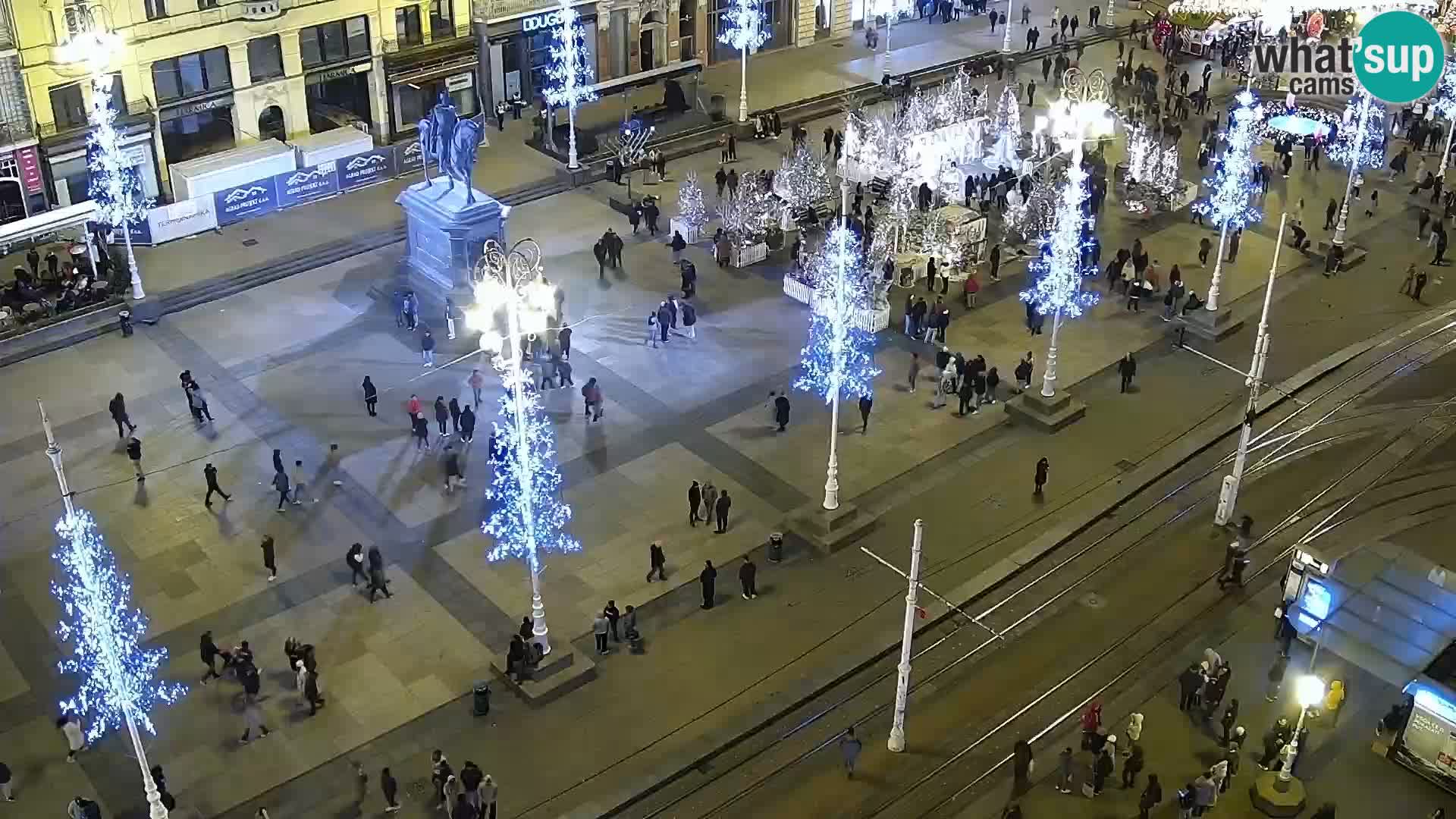 Trg Bana Jelačića v živo Zagreb – Hotel Dubrovnik