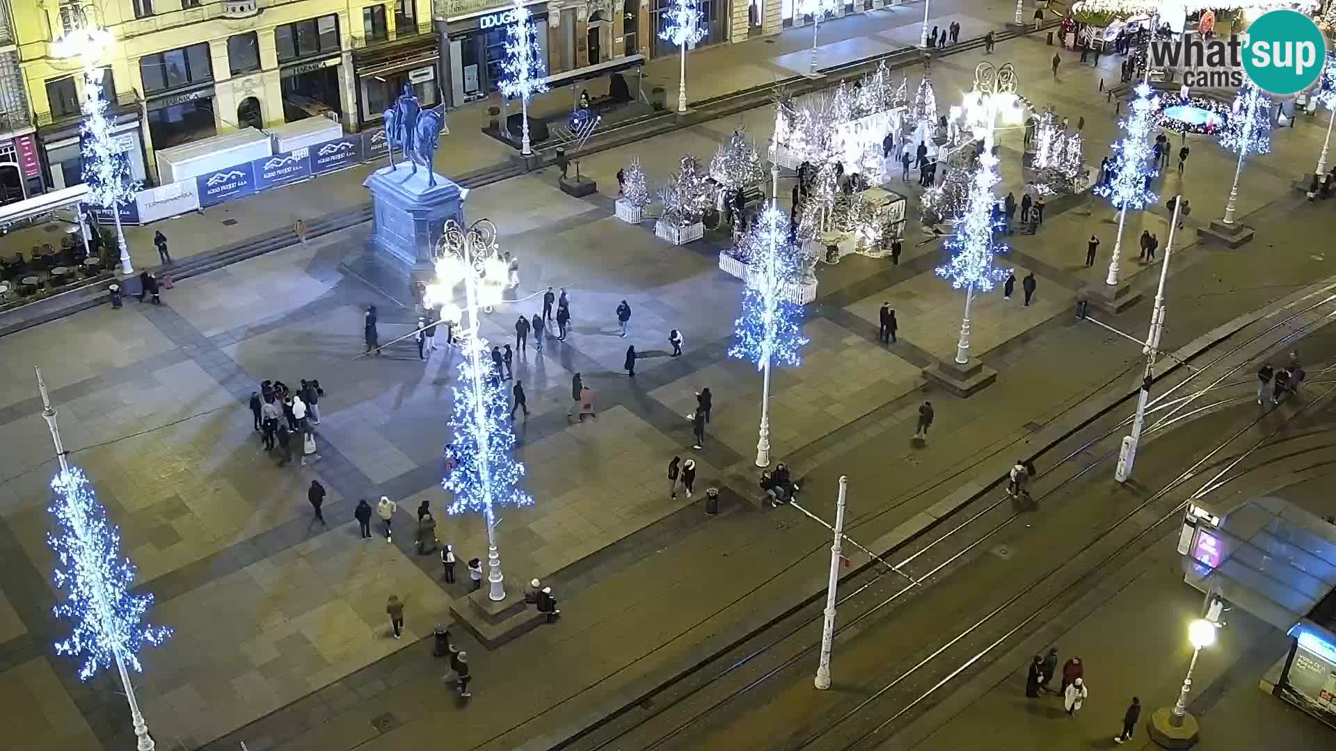 Trg Bana Jelačića v živo Zagreb – Hotel Dubrovnik