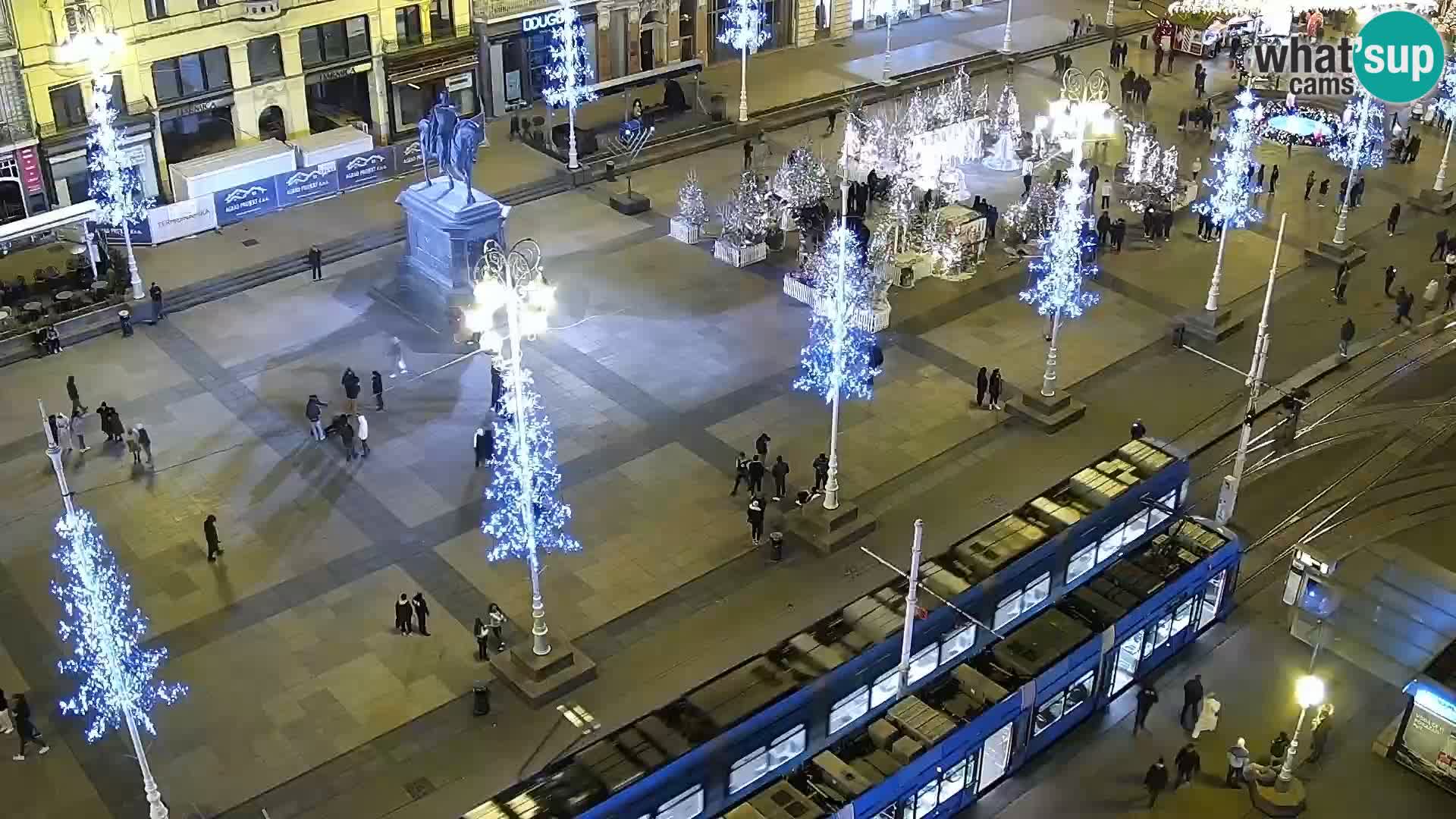 Trg Bana Jelačića v živo Zagreb – Hotel Dubrovnik