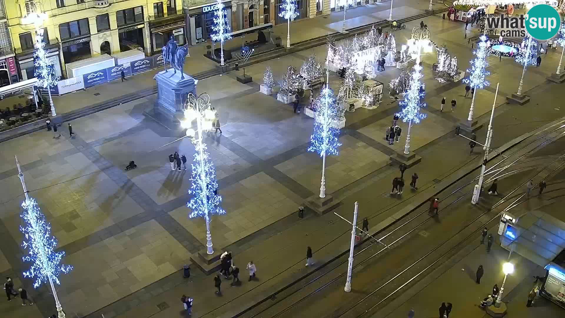 Trg Bana Jelačića v živo Zagreb – Hotel Dubrovnik