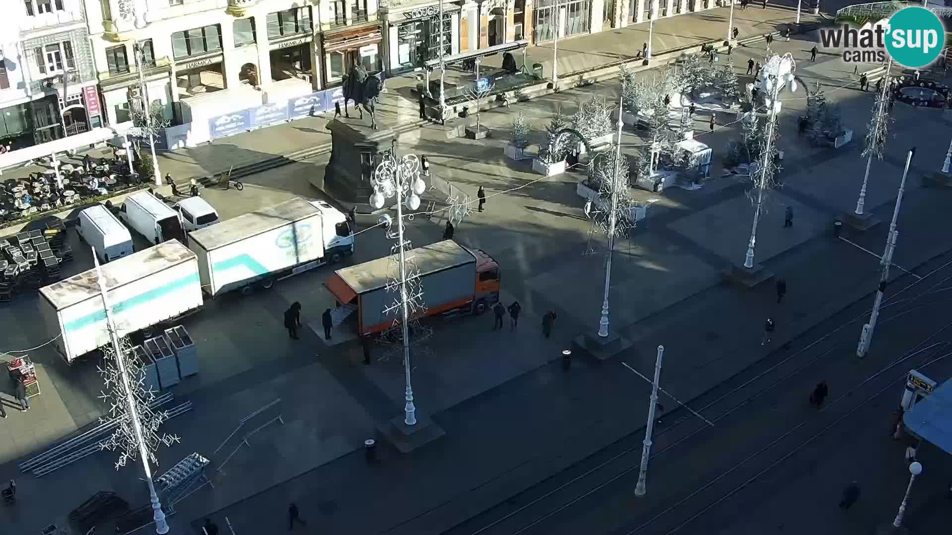 Zagreb – Bana Jelačića square panorama