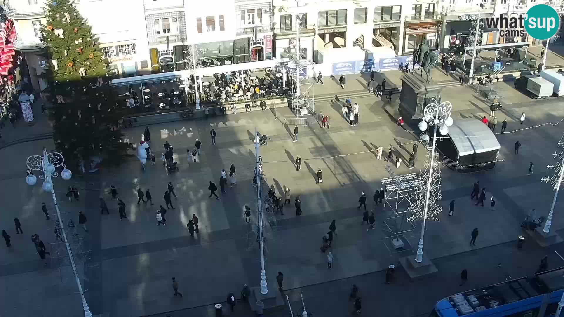 Zagreb – Bana Jelačića square panorama