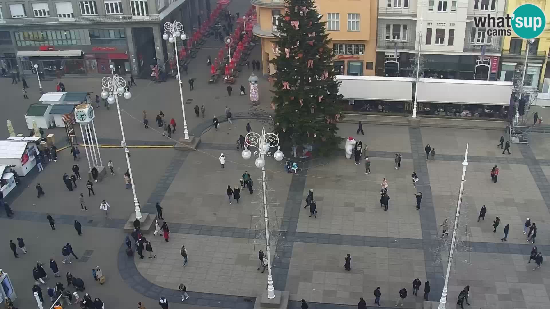 Ban Jelačić Platz  Live webcam Zagreb – Hotel Dubrovnik