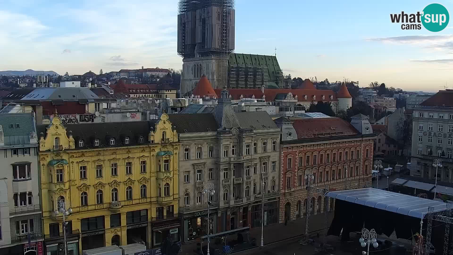 Kamera v živo Zagreb – Trg Bana Jelačića