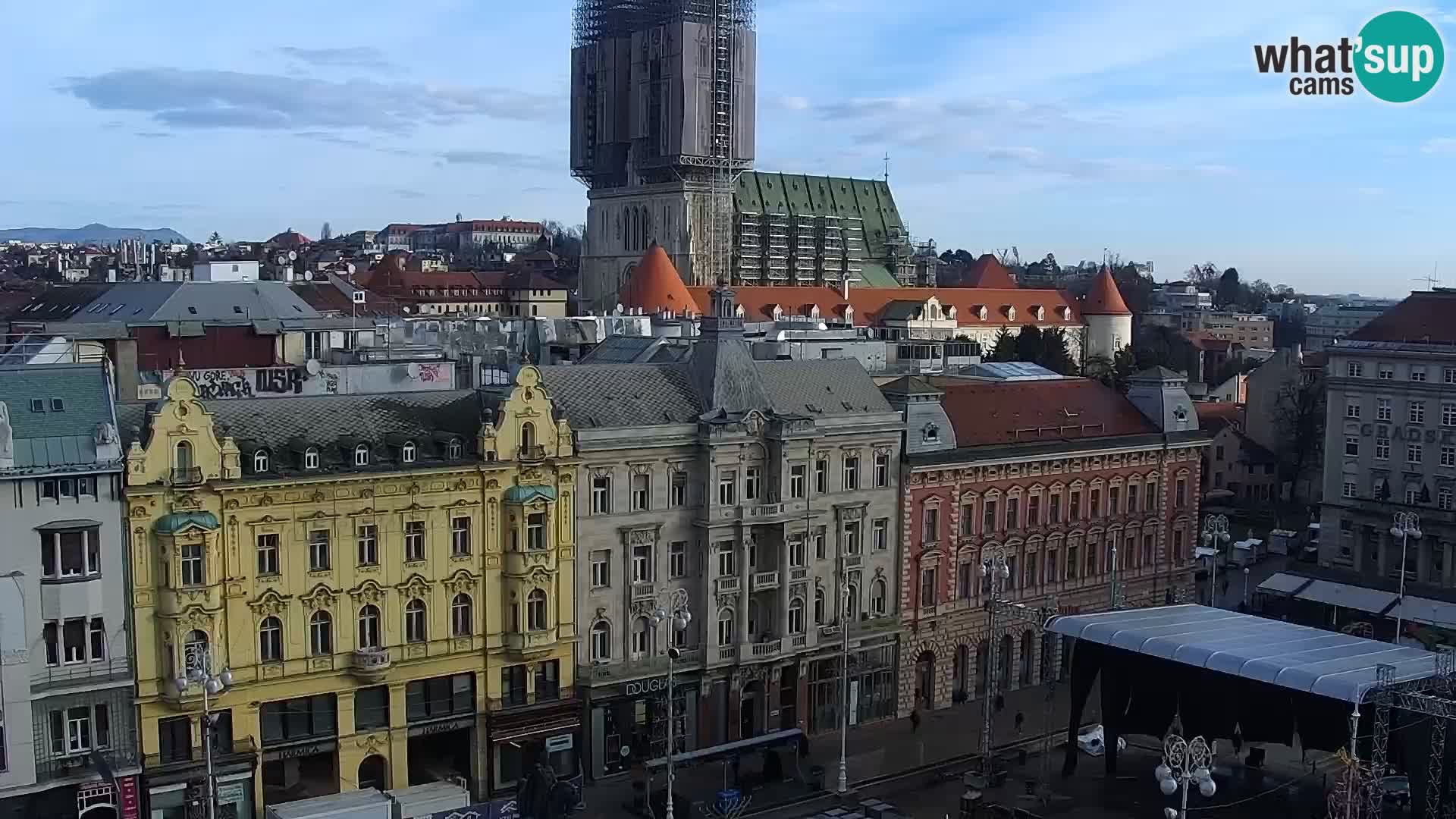 Ban Jelačić live cam Zagreb – Hotel Dubrovnik