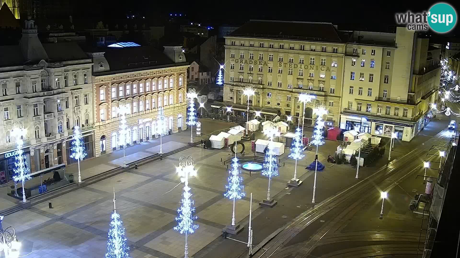 Trg Bana Jelačića v živo Zagreb – Hotel Dubrovnik