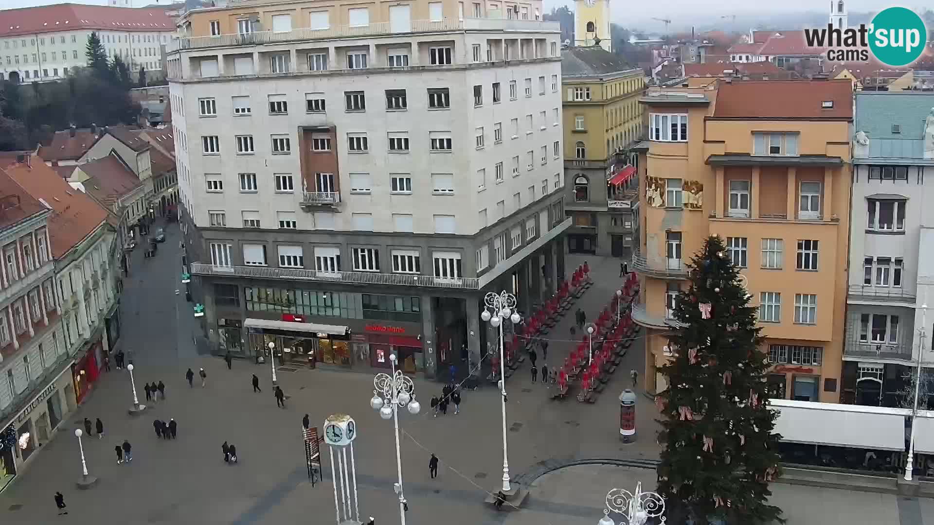 Zagreb – Bana Jelačića square panorama