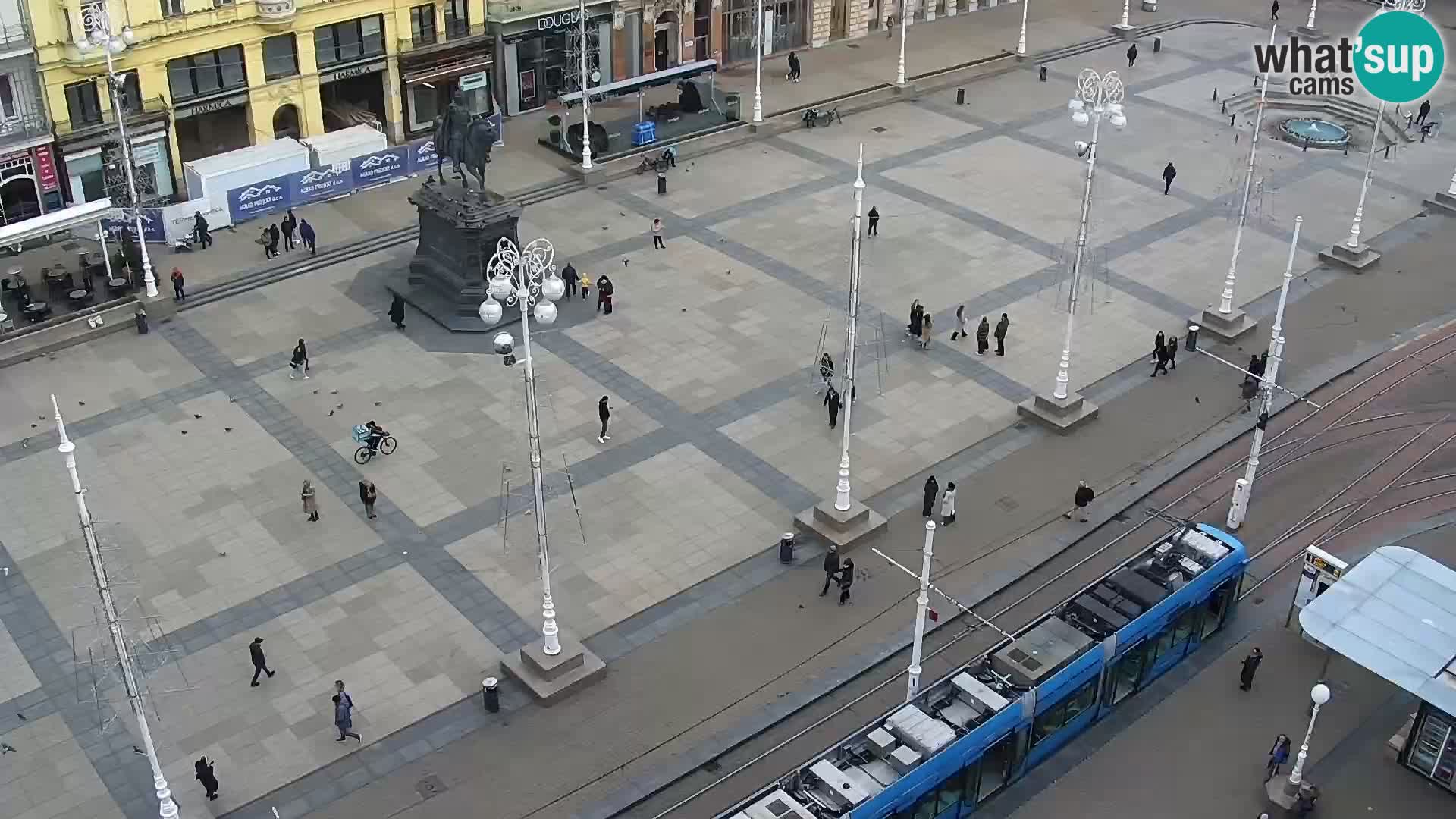 Zagreb – Bana Jelačića square panorama