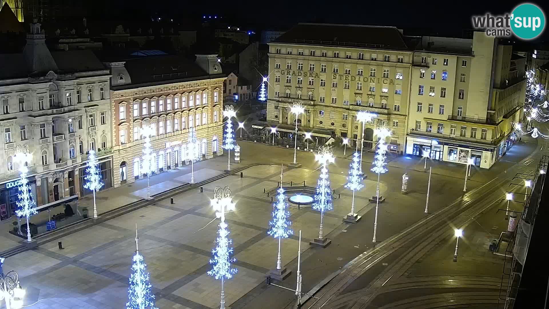 Kamera v živo Zagreb – Trg Bana Jelačića