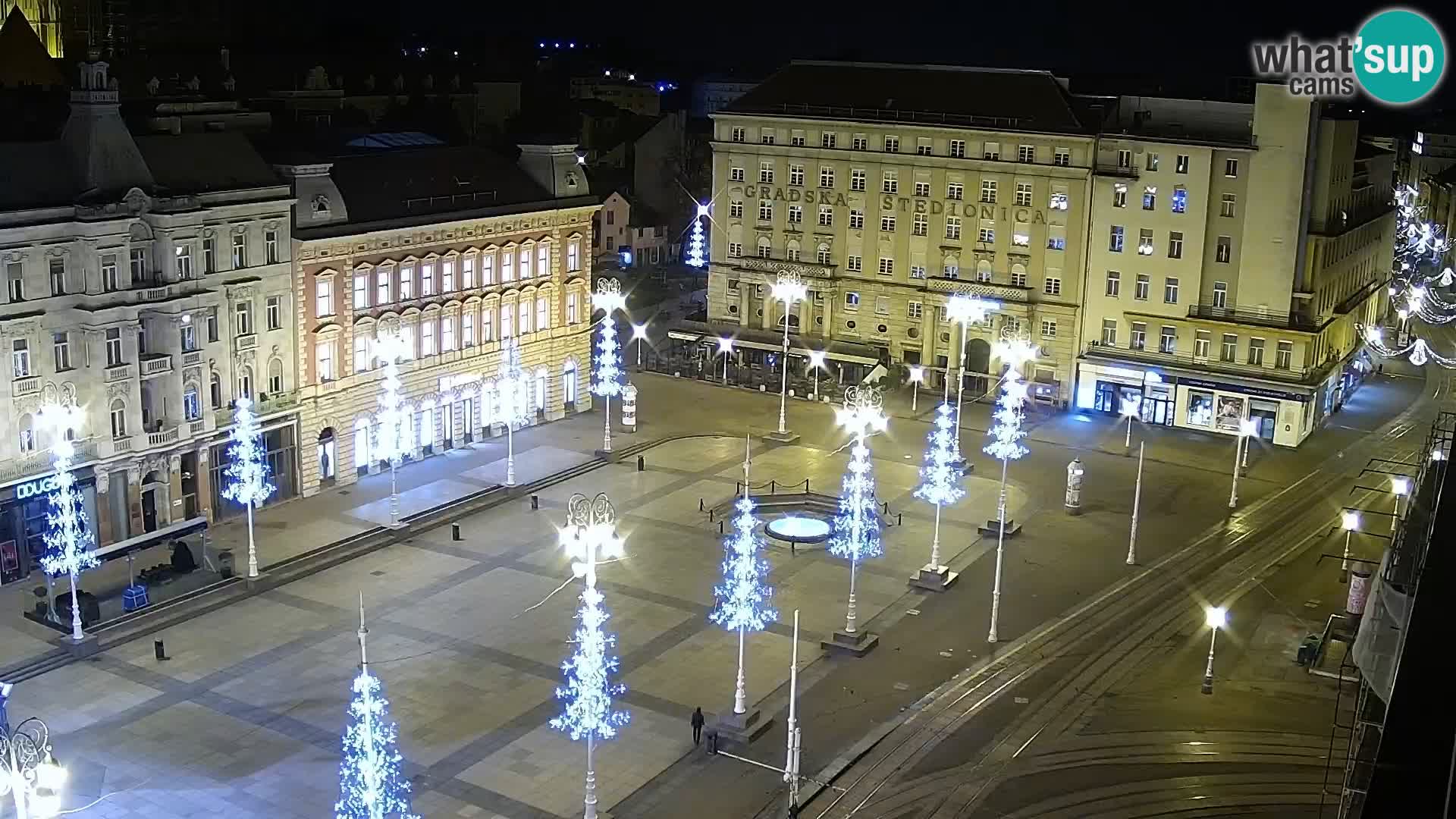 Ban Jelačić Platz  Live webcam Zagreb – Hotel Dubrovnik