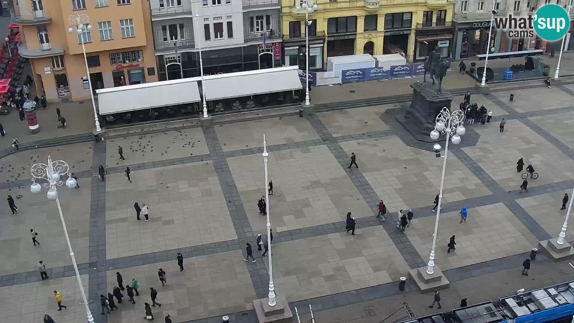 Zagreb – Bana Jelačića square panorama