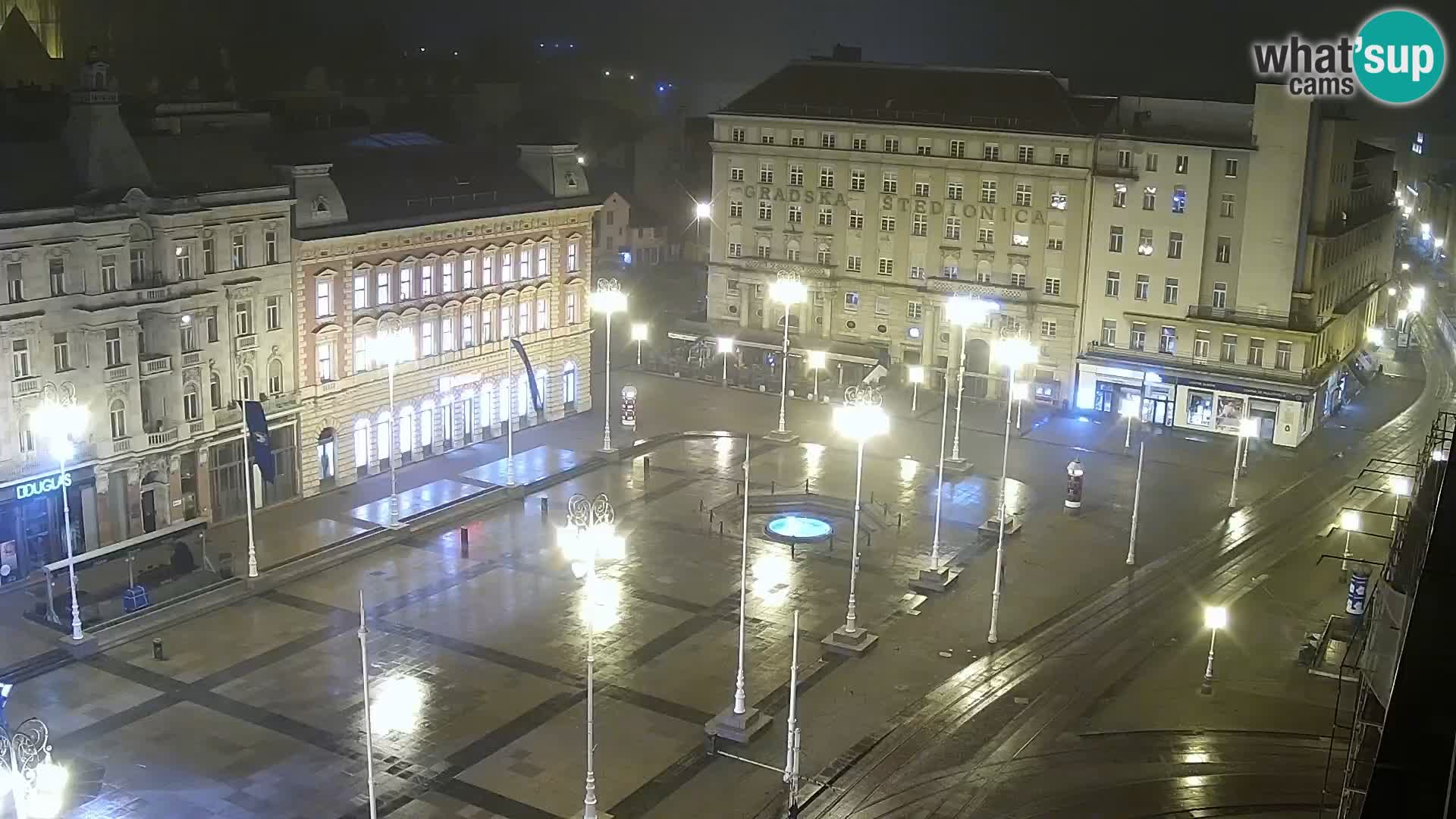 Ban Jelačić Platz  Live webcam Zagreb – Hotel Dubrovnik