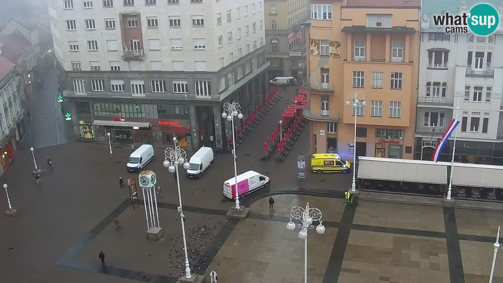 Zagreb – Bana Jelačića square panorama