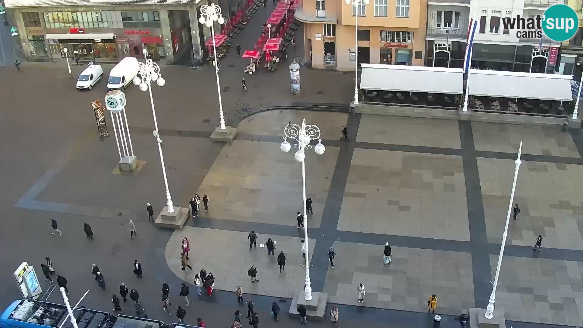 Ban Jelačić Platz  Live webcam Zagreb – Hotel Dubrovnik