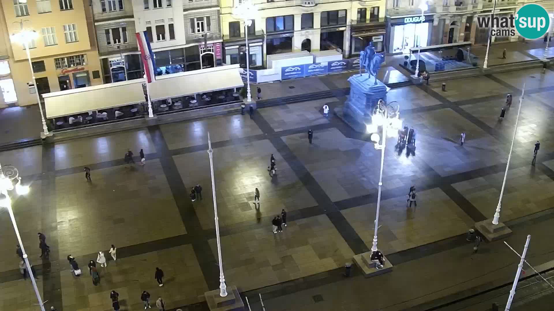 Piazza Ban Jelačić livecam Zagreb – Hotel Dubrovnik