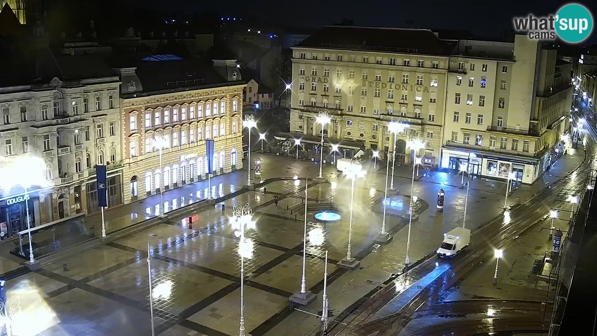 Piazza Ban Jelačić livecam Zagreb – Hotel Dubrovnik