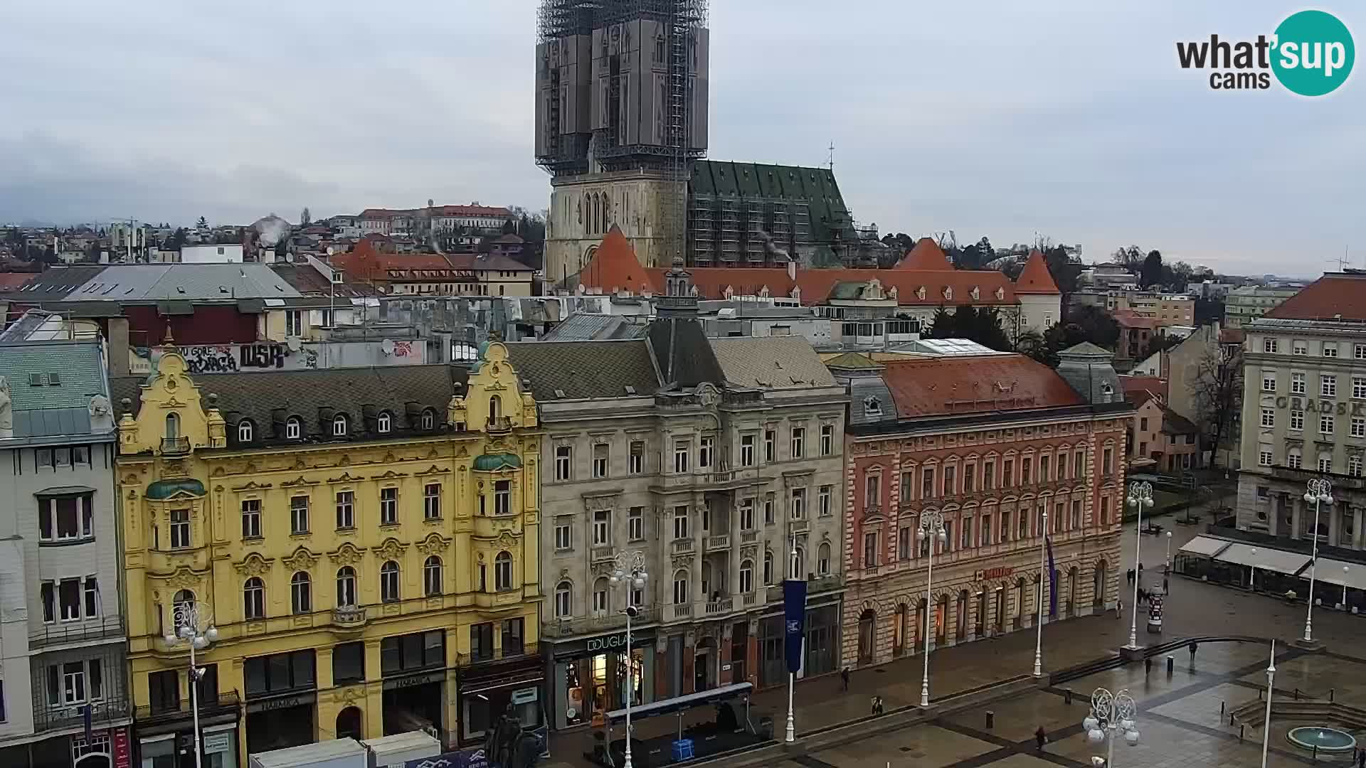 Piazza Ban Jelačić livecam Zagreb – Hotel Dubrovnik