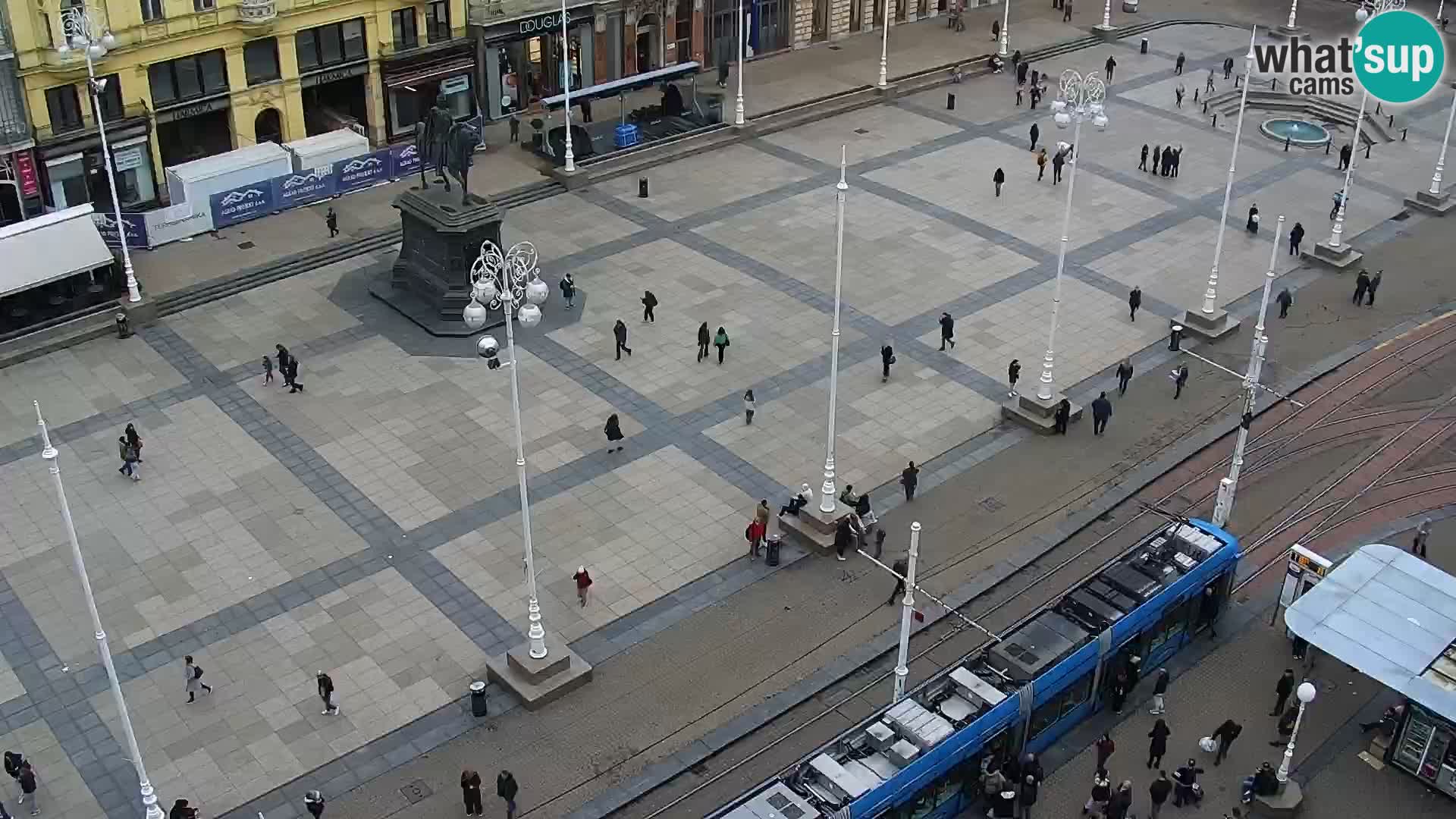 Piazza Ban Jelačić livecam Zagreb – Hotel Dubrovnik