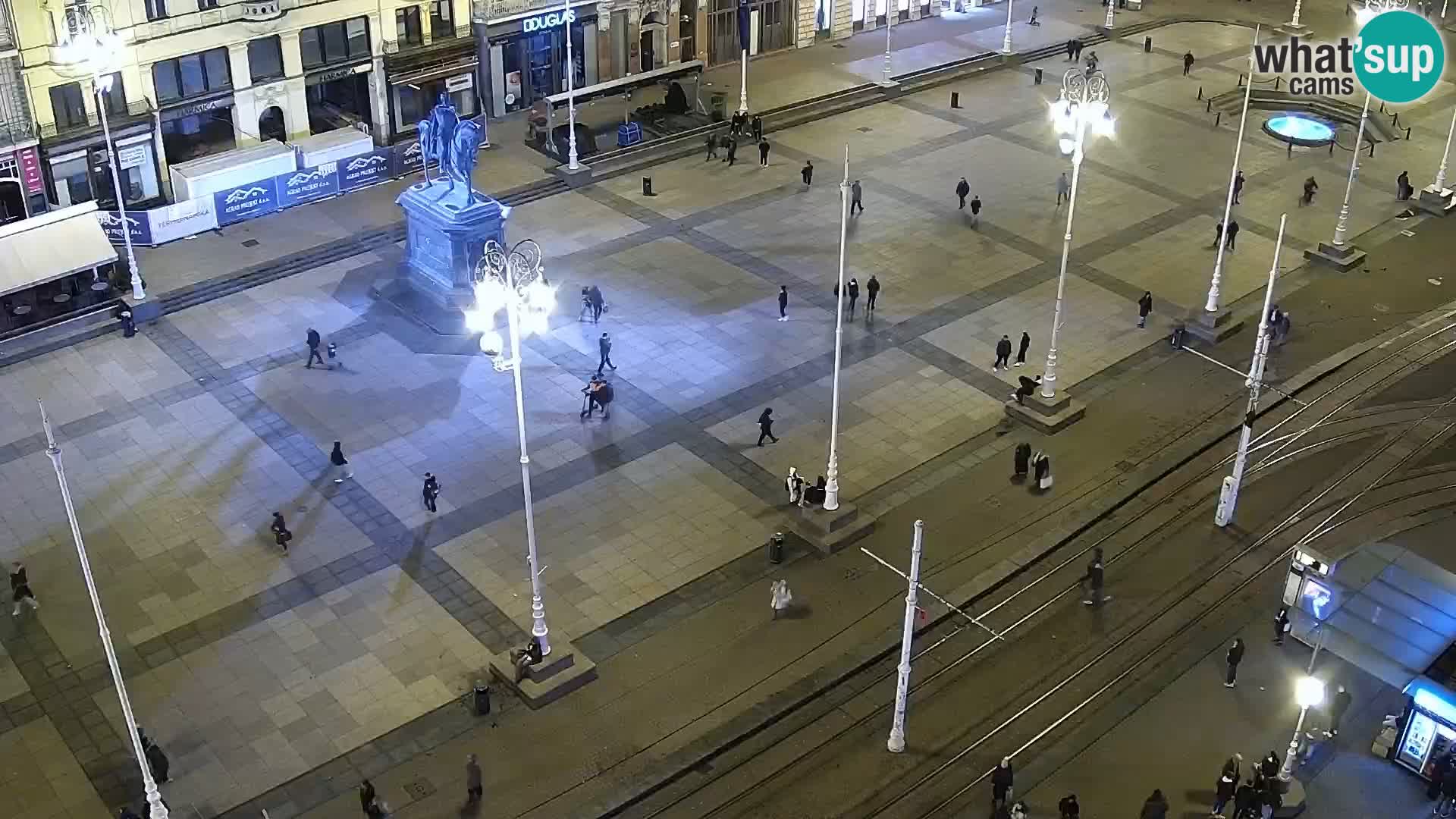 Piazza Ban Jelačić livecam Zagreb – Hotel Dubrovnik