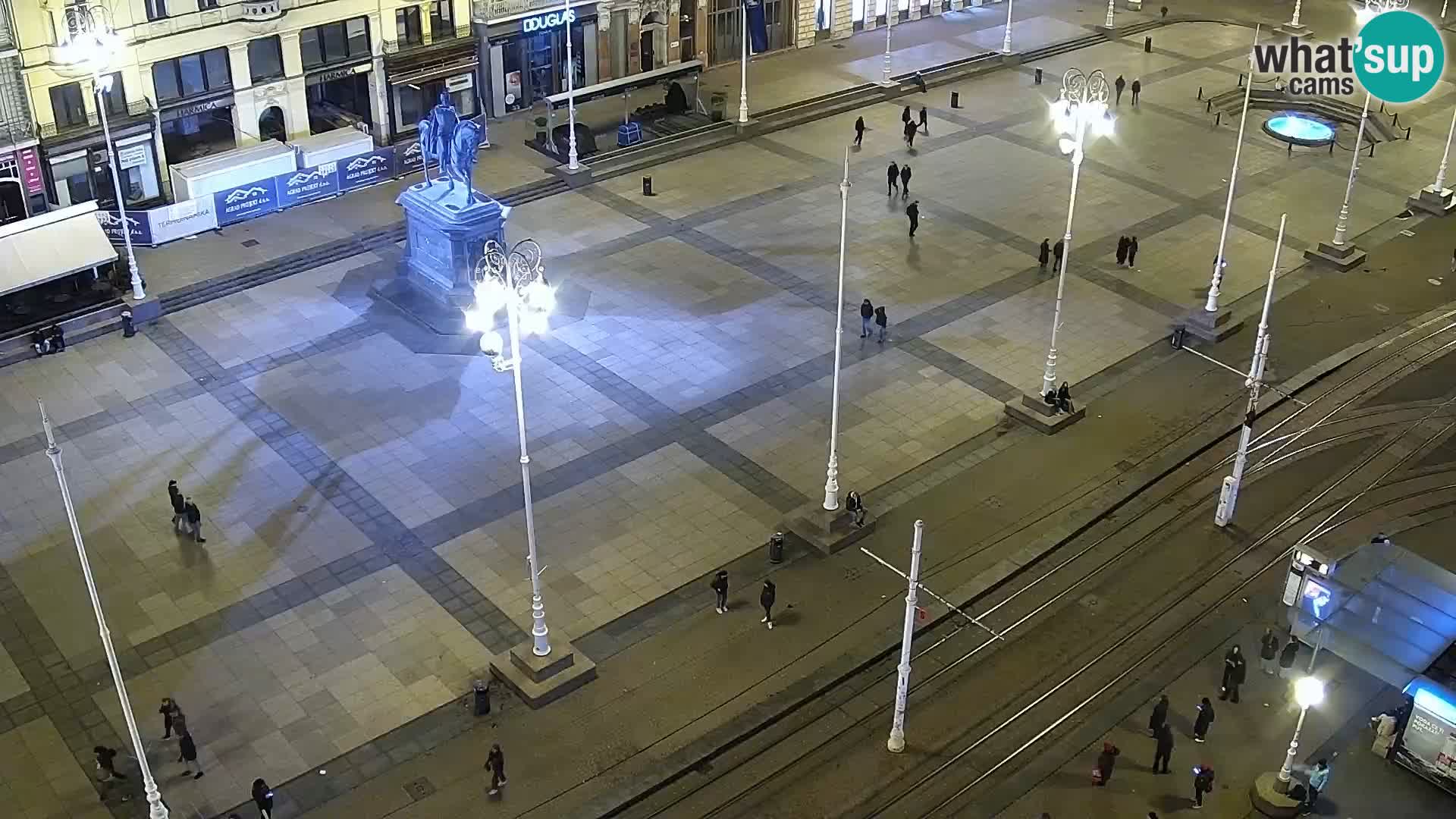 Piazza Ban Jelačić livecam Zagreb – Hotel Dubrovnik