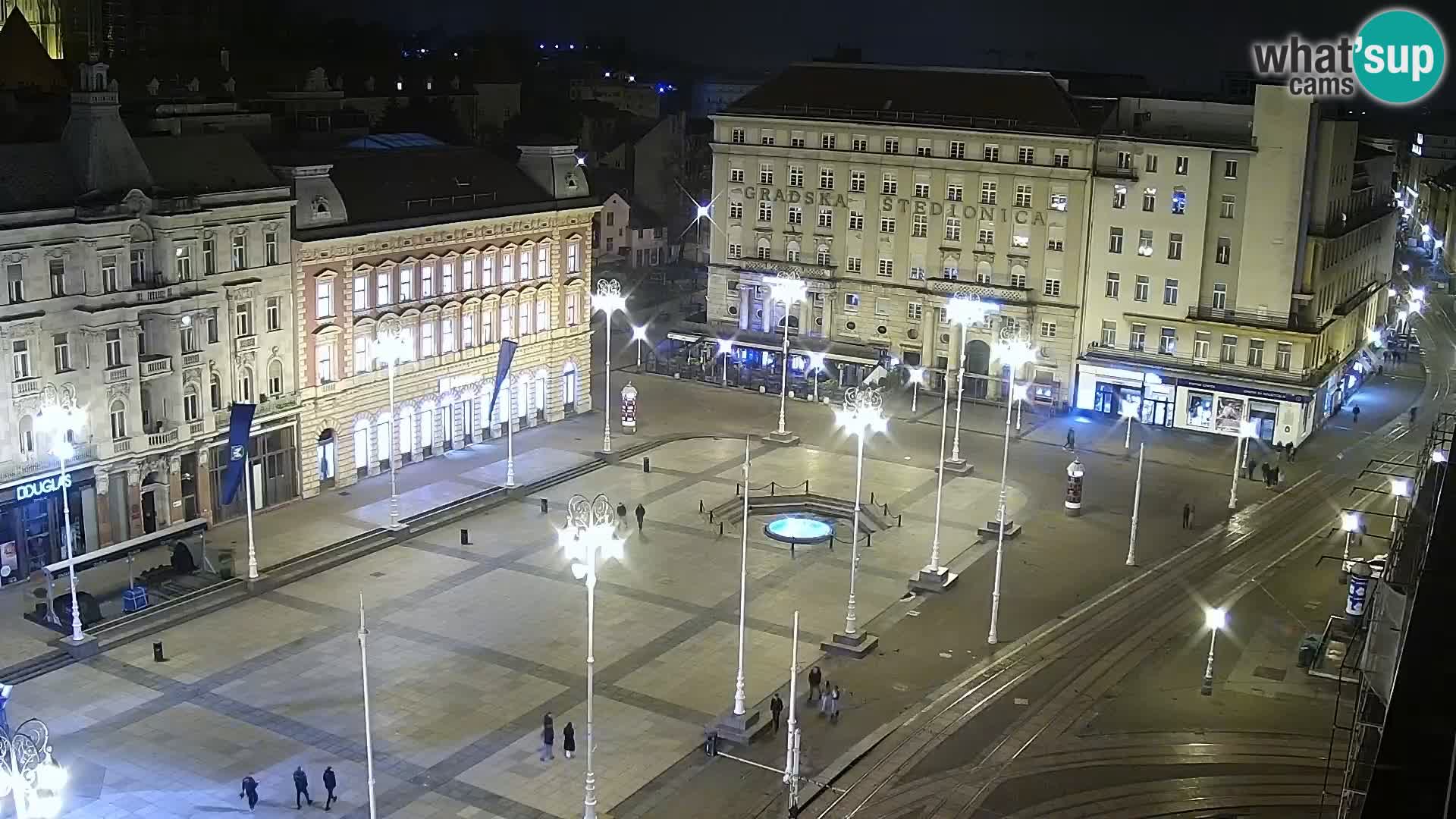 Piazza Ban Jelačić livecam Zagreb – Hotel Dubrovnik