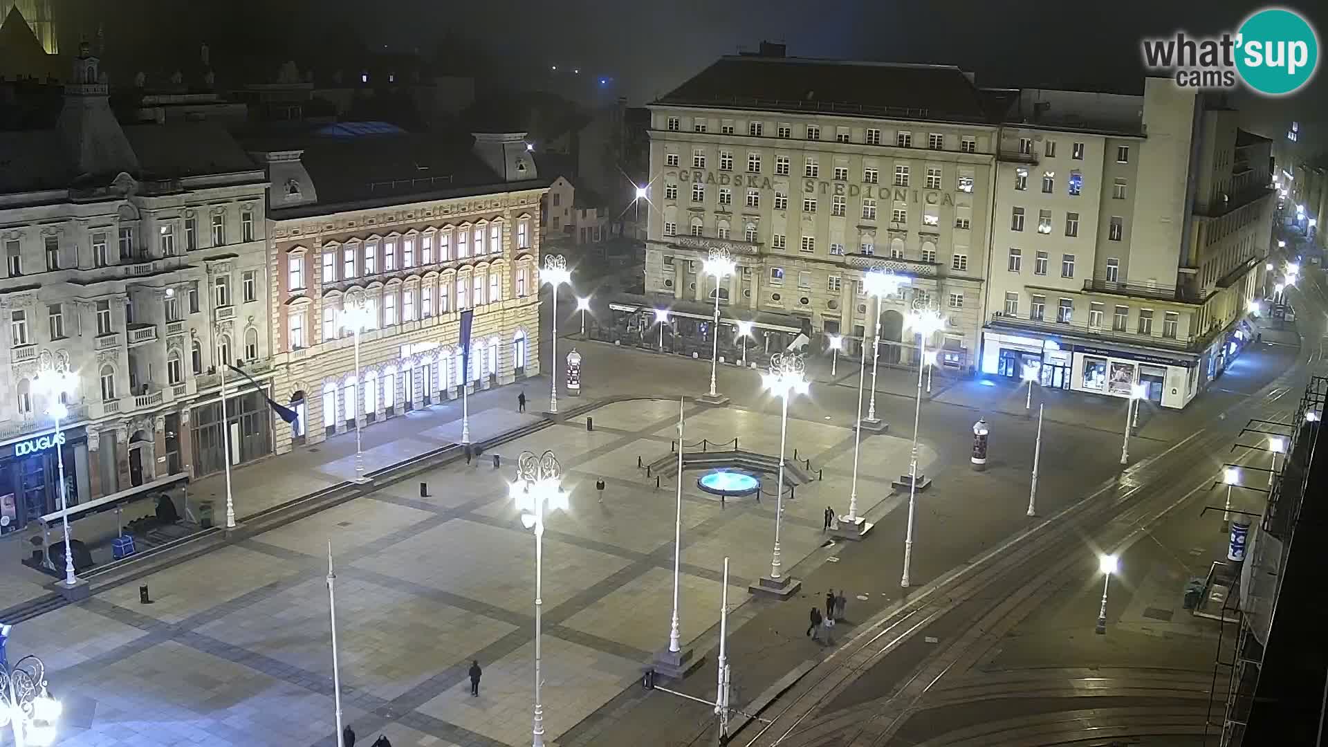 Piazza Ban Jelačić livecam Zagreb – Hotel Dubrovnik