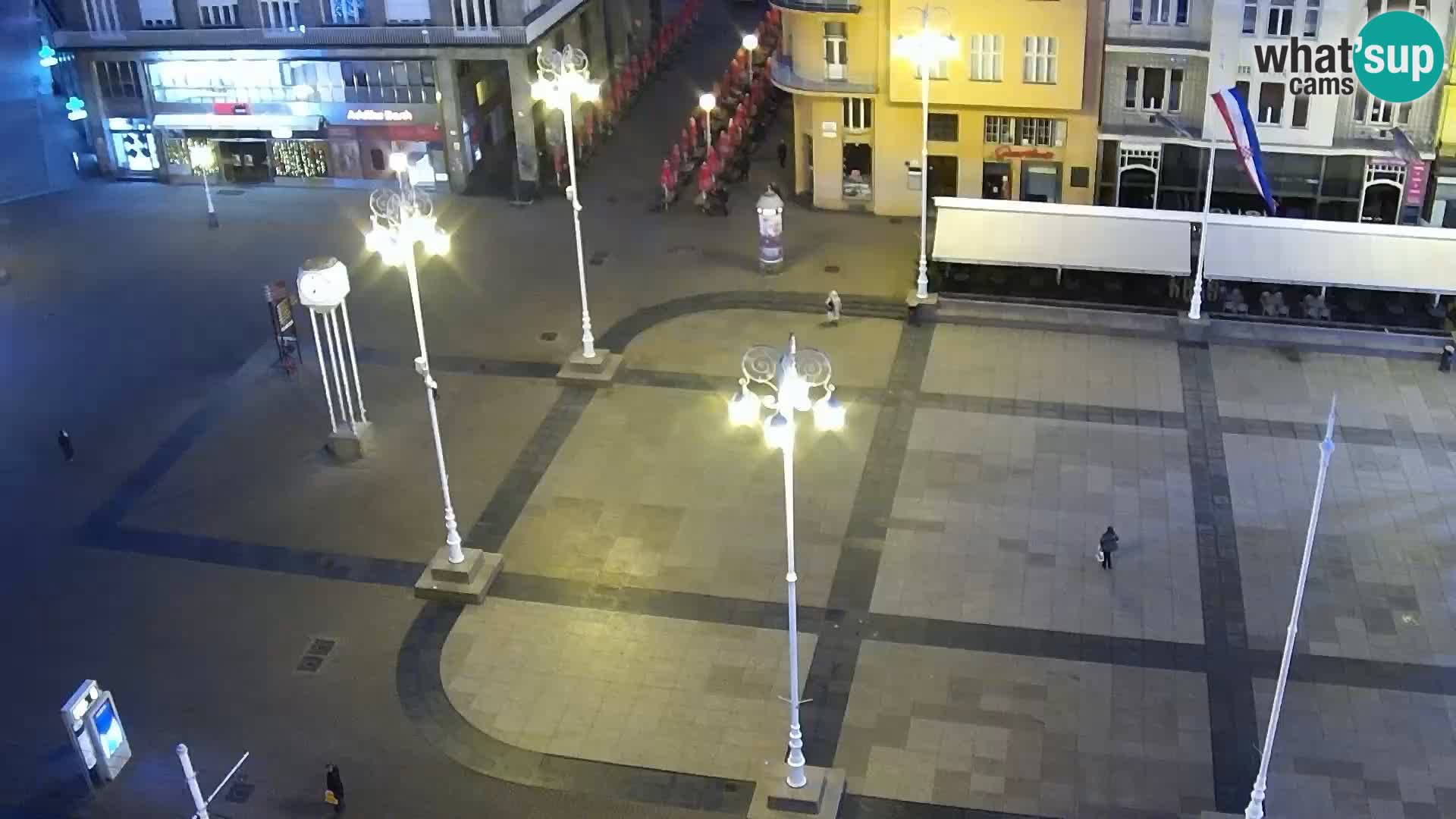 Ban Jelačić Platz  Live webcam Zagreb – Hotel Dubrovnik