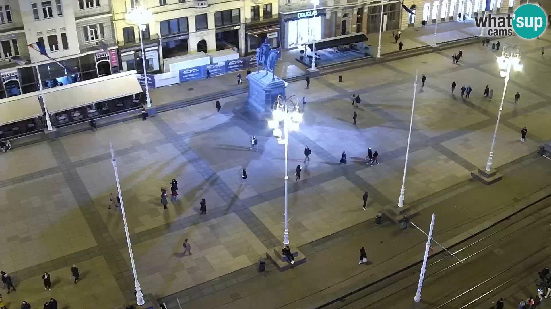 Ban Jelačić Platz  Live webcam Zagreb – Hotel Dubrovnik