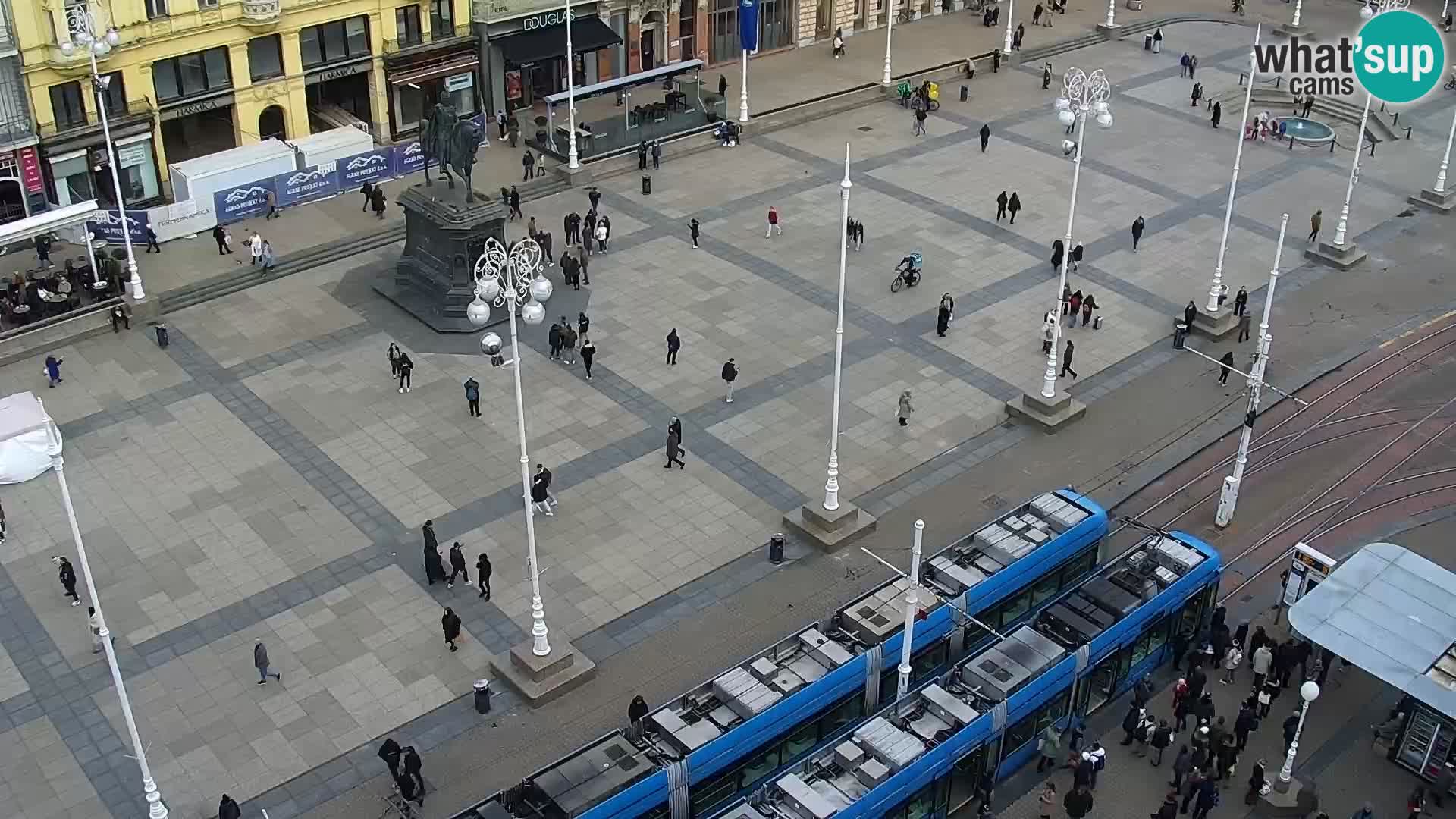 Ban Jelačić Platz  Live webcam Zagreb – Hotel Dubrovnik