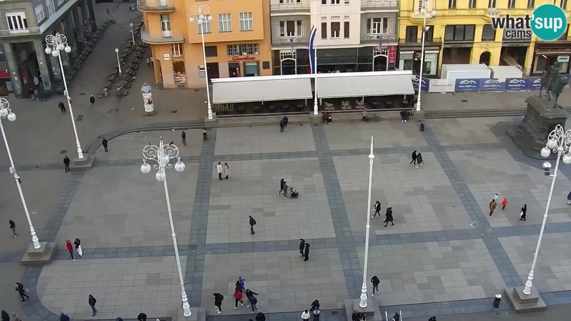 Piazza Ban Jelačić livecam Zagreb – Hotel Dubrovnik