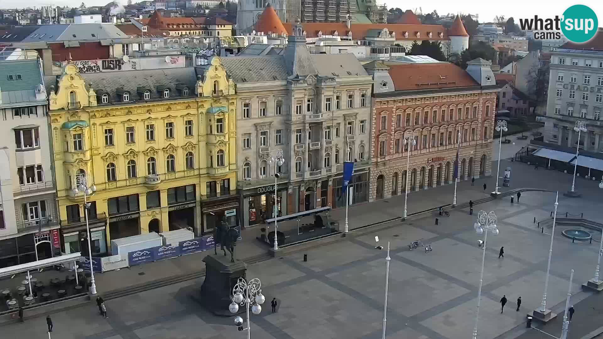 LIVE Webcam Zagreb Hotel Dubrovnik | Ban Jelačić square