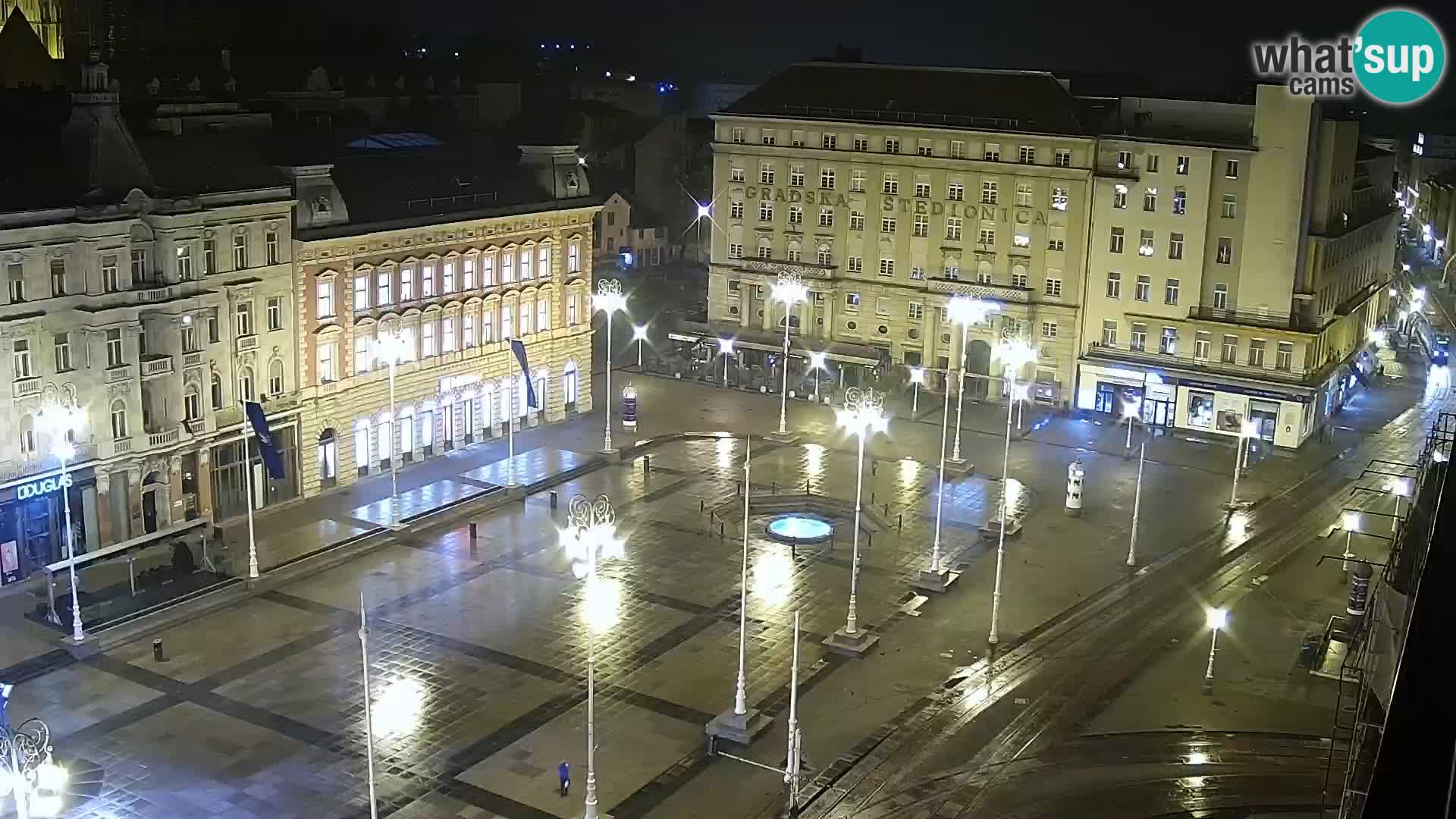 Zagreb – Bana Jelačića square panorama