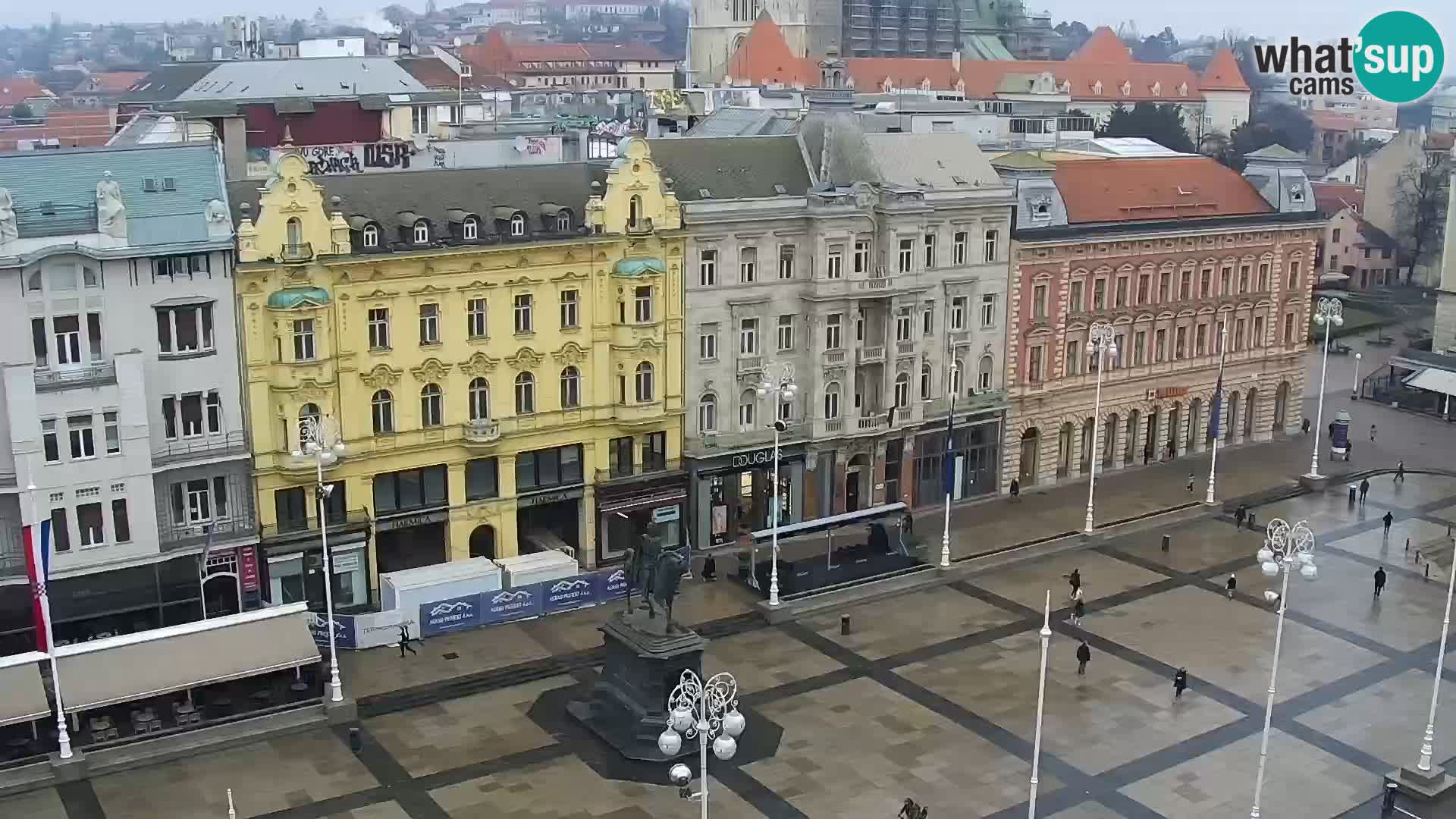 Ban Jelačić Platz  Live webcam Zagreb – Hotel Dubrovnik