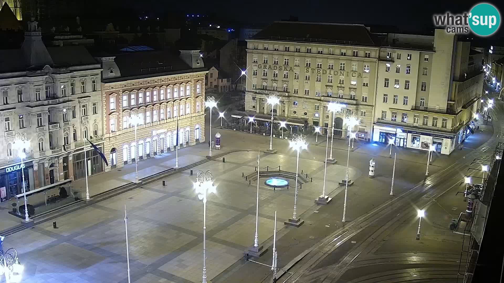 Ban Jelačić Platz  Live webcam Zagreb – Hotel Dubrovnik