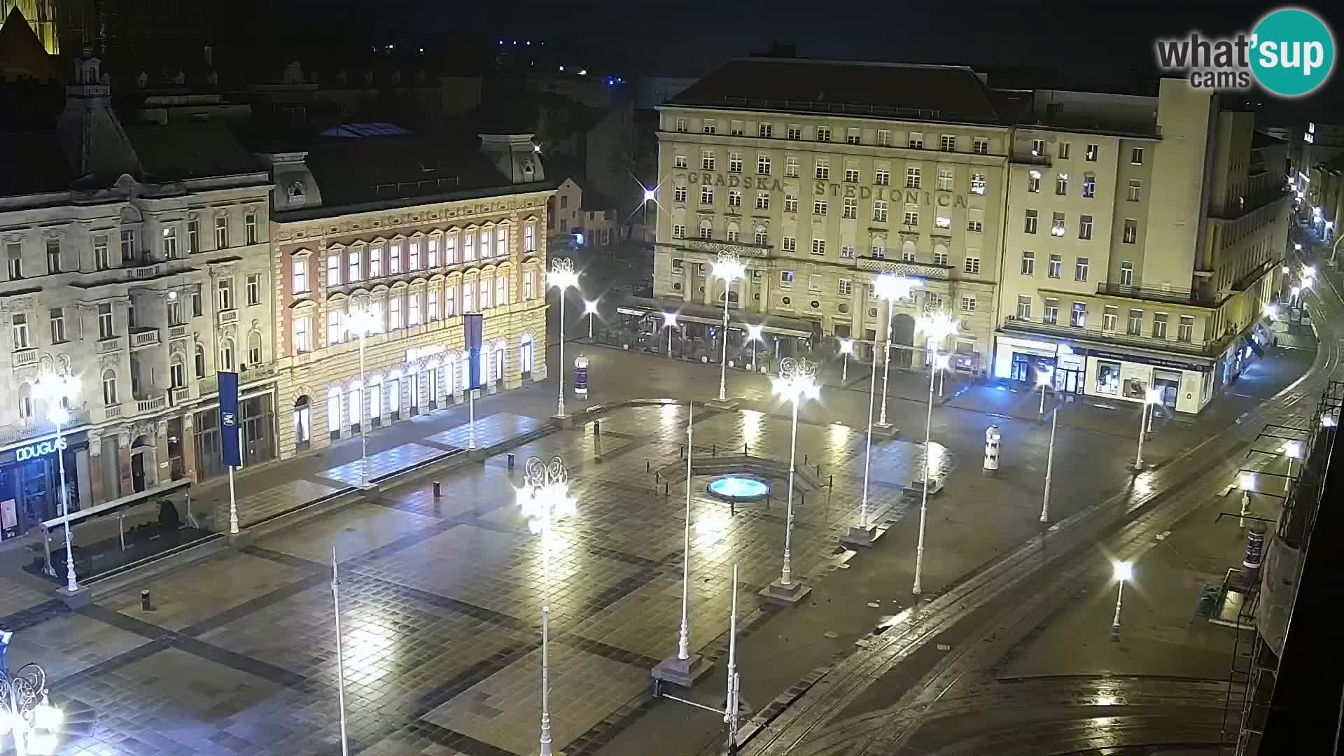 Ban Jelačić Platz  Live webcam Zagreb – Hotel Dubrovnik