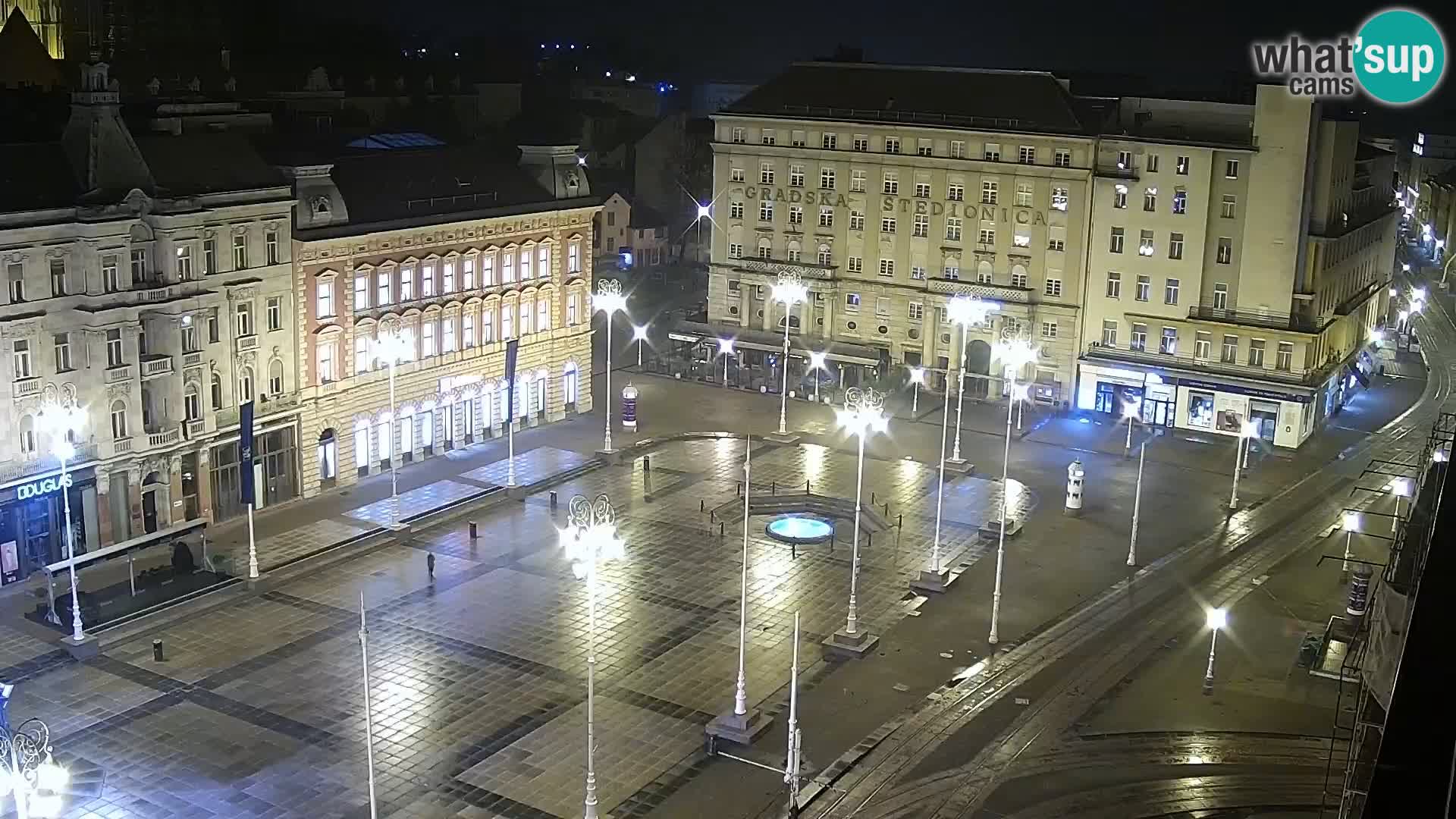 Ban Jelačić Platz  Live webcam Zagreb – Hotel Dubrovnik