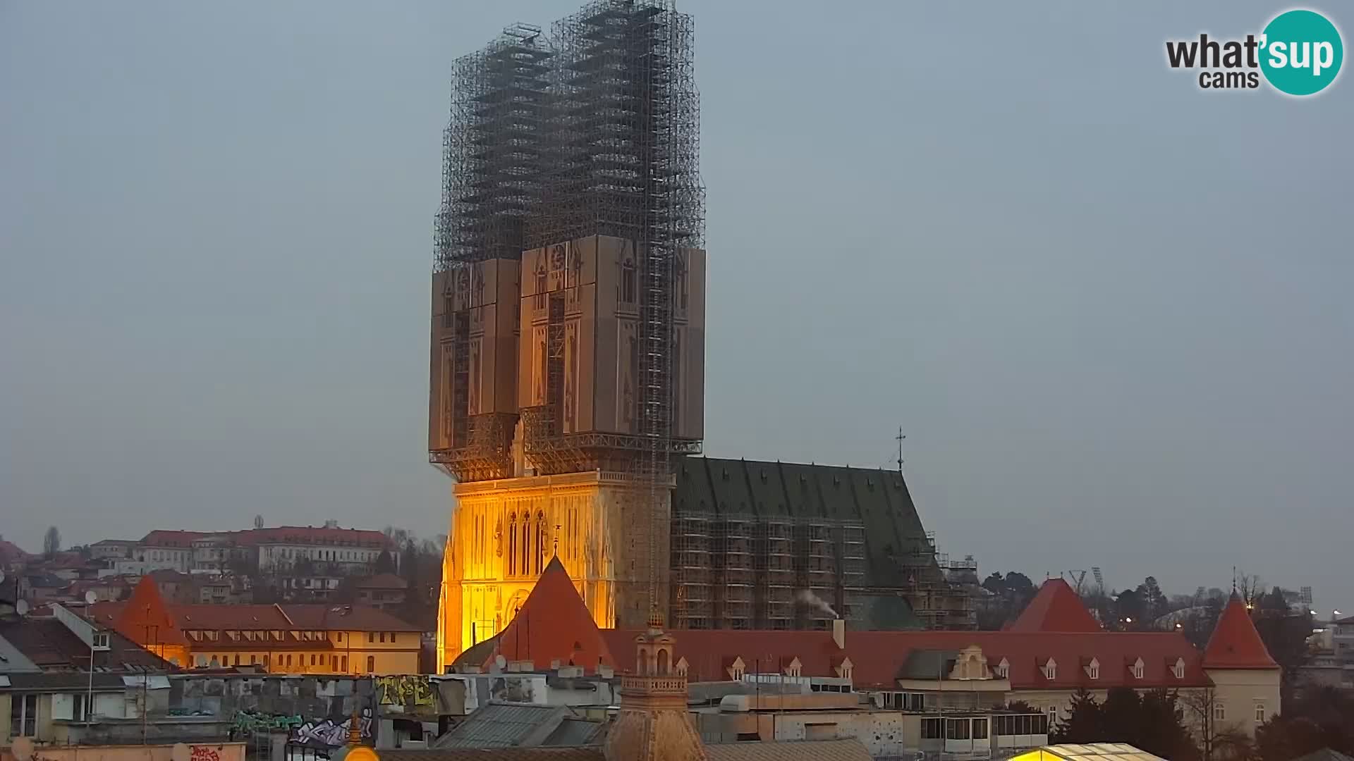 Trg Bana Jelačića v živo Zagreb – Hotel Dubrovnik