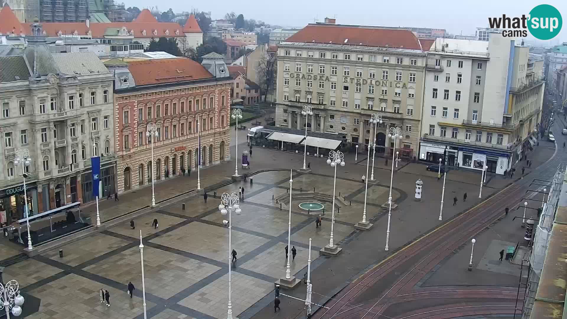 Web kamera Zagreb – Trg Bana Jelačića