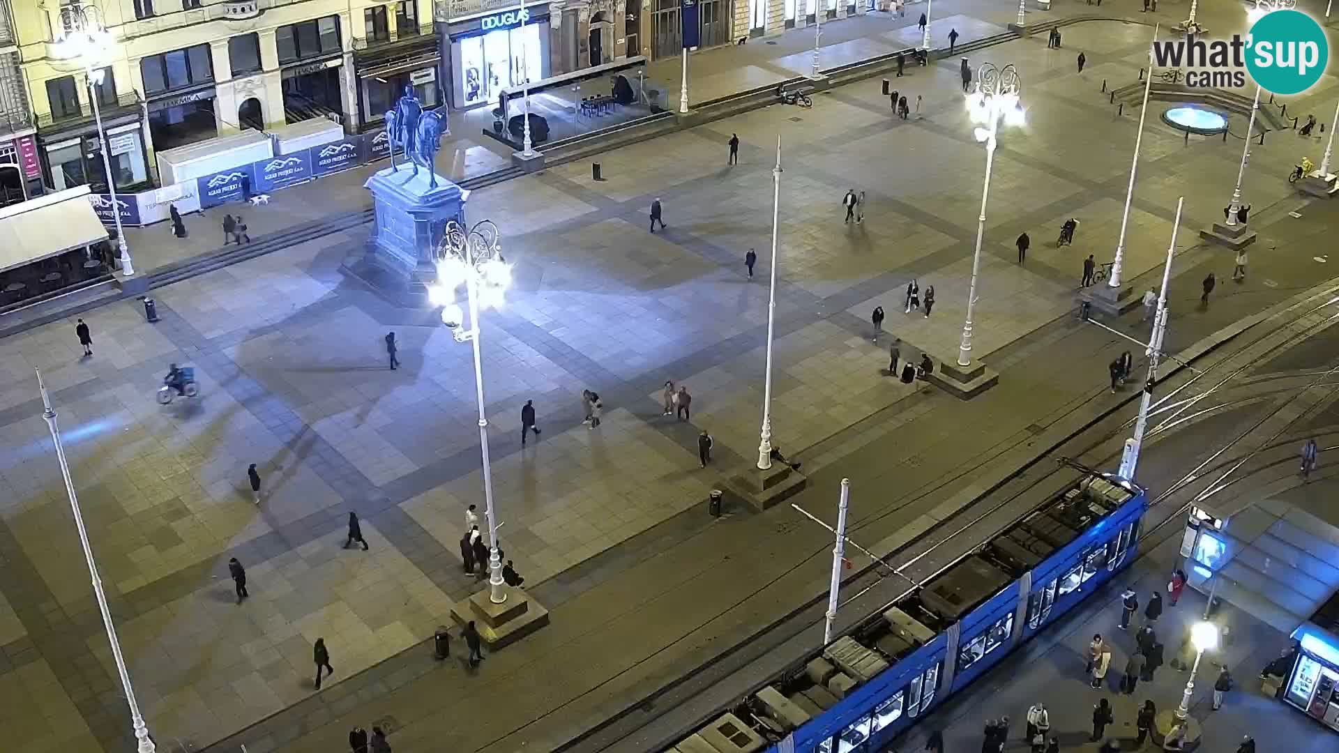 Ban Jelačić Platz  Live webcam Zagreb – Hotel Dubrovnik