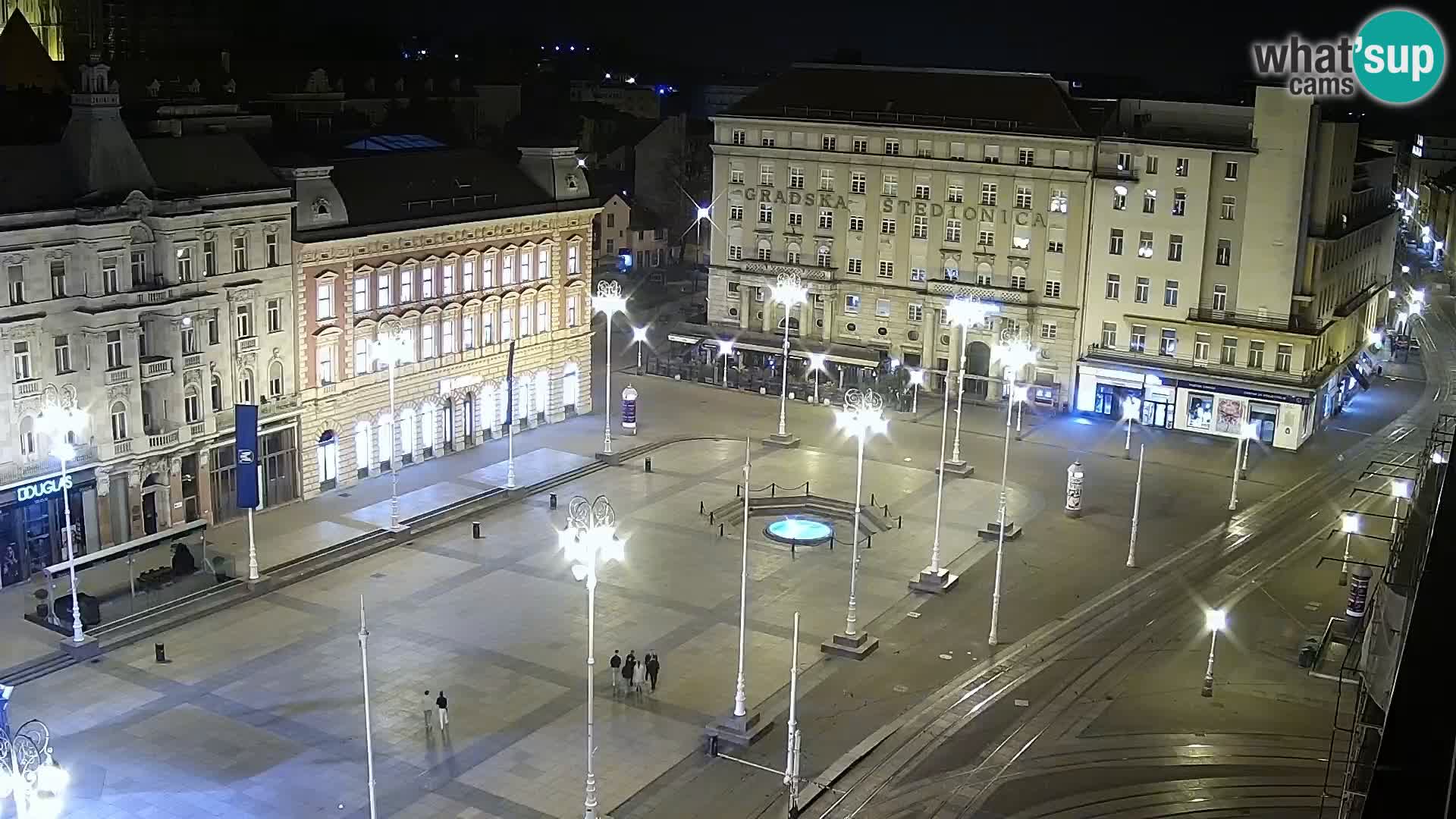 Ban Jelačić Platz  Live webcam Zagreb – Hotel Dubrovnik