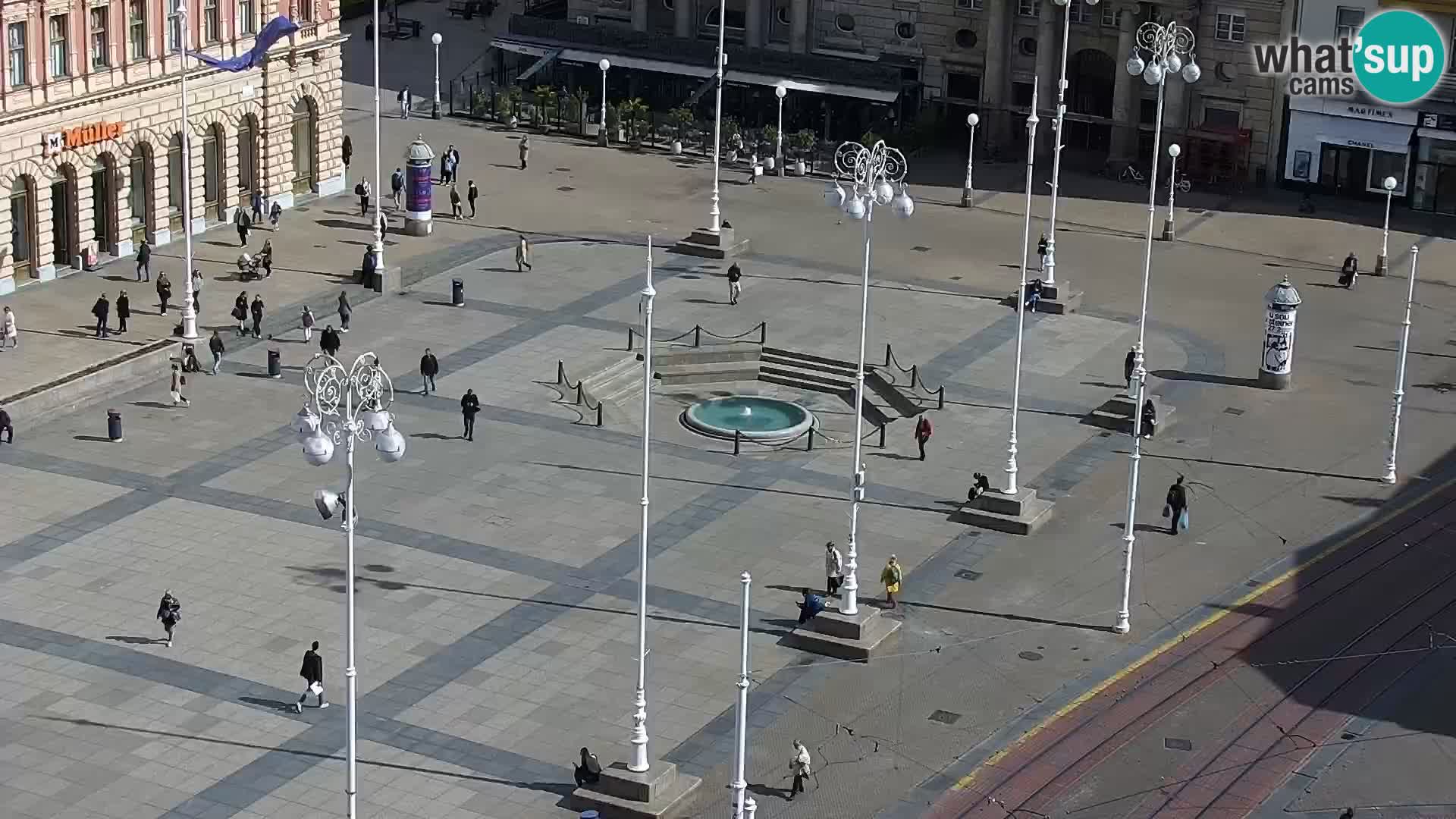 Ban Jelačić Platz  Live webcam Zagreb – Hotel Dubrovnik