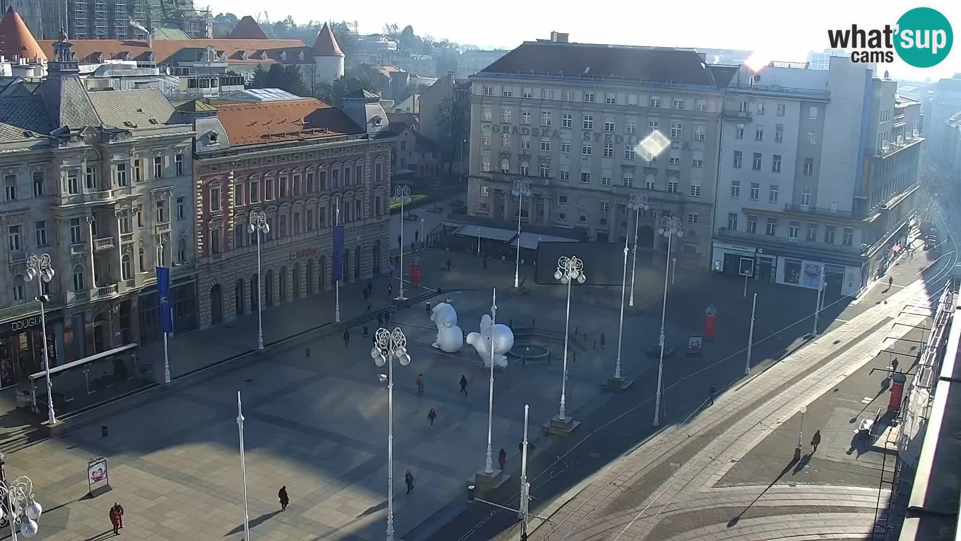 Kamera v živo Zagreb – Trg Bana Jelačića